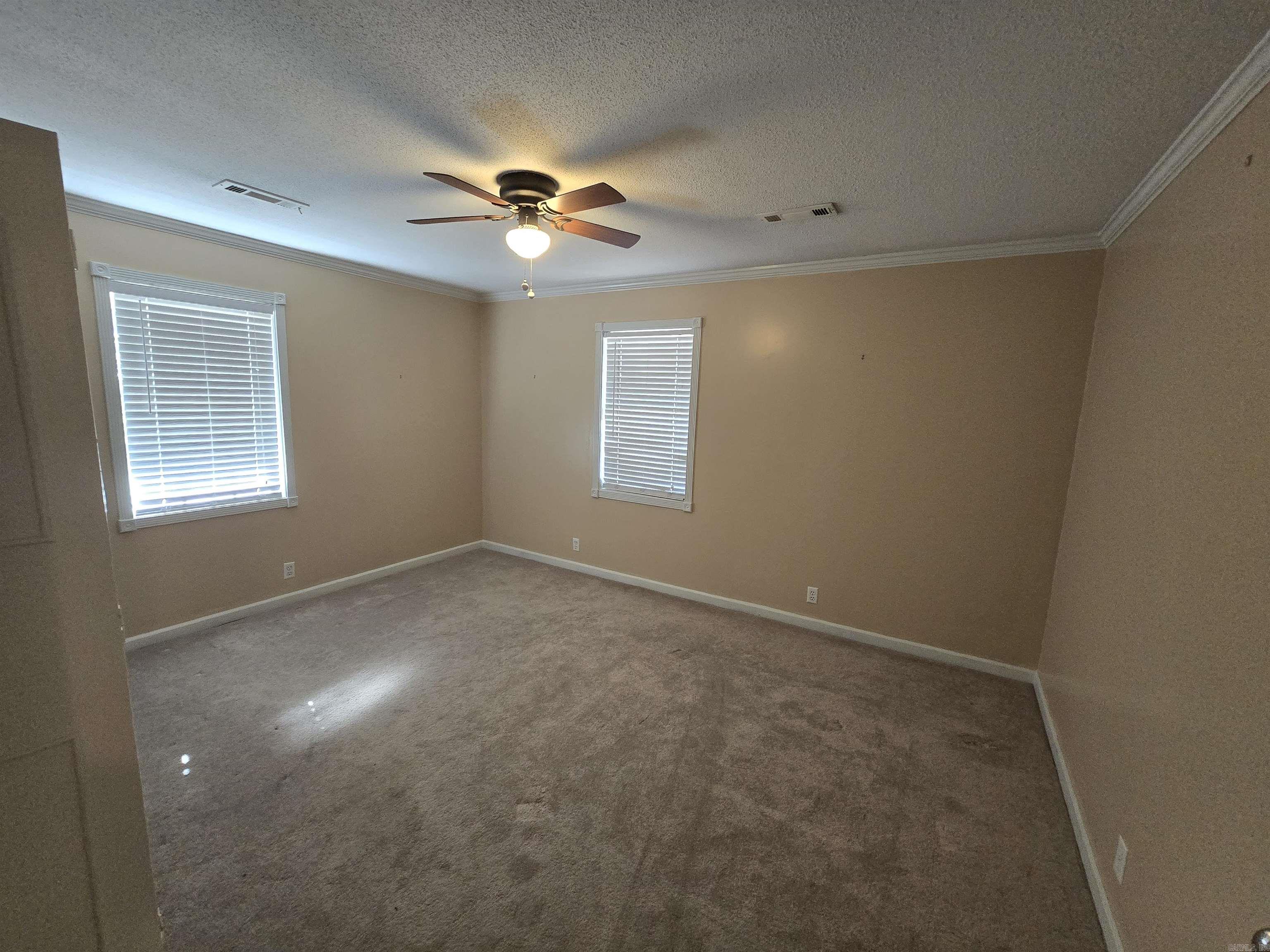 106 Honeysuckle  Helena, AR