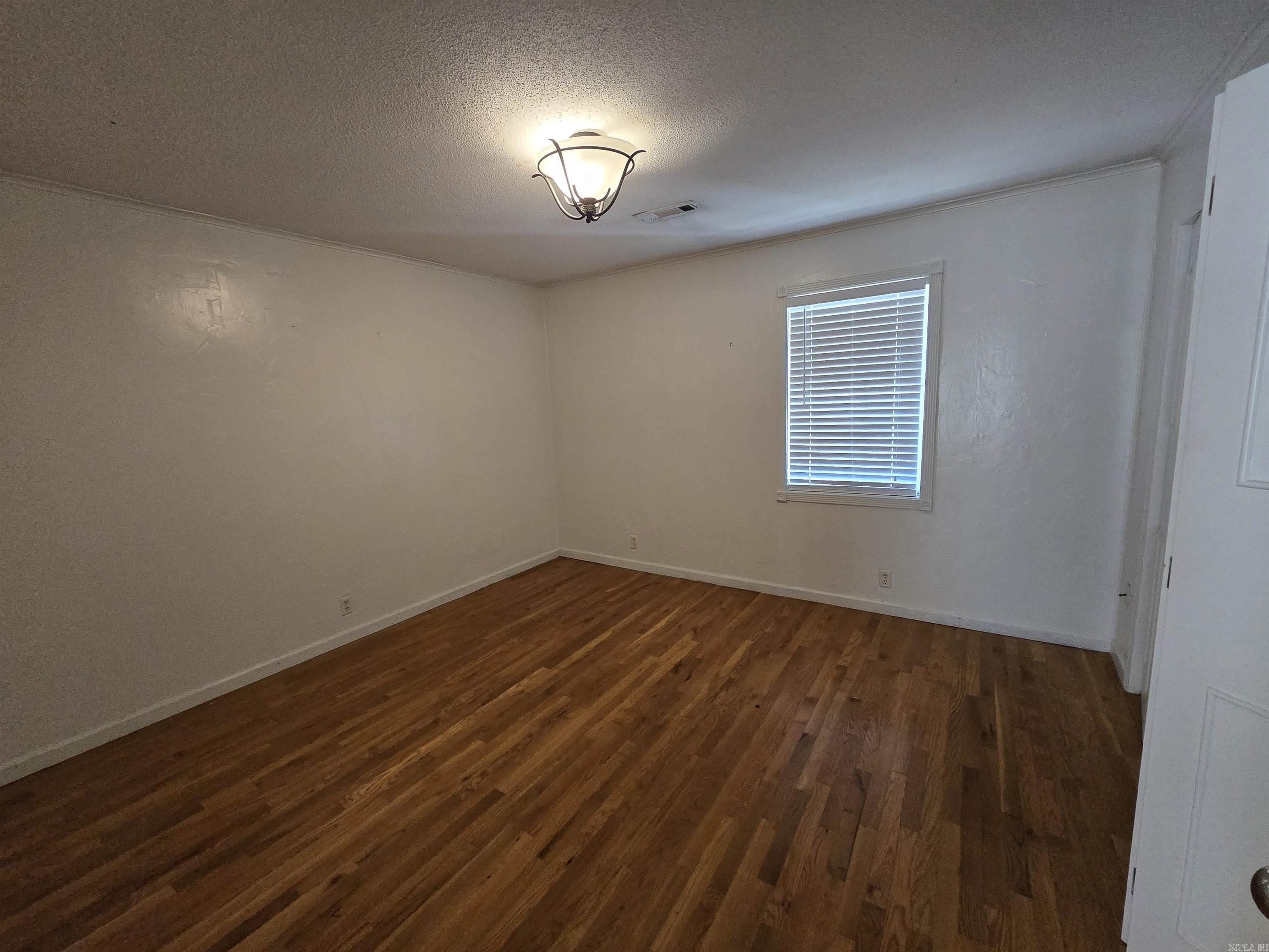 106 Honeysuckle  Helena, AR