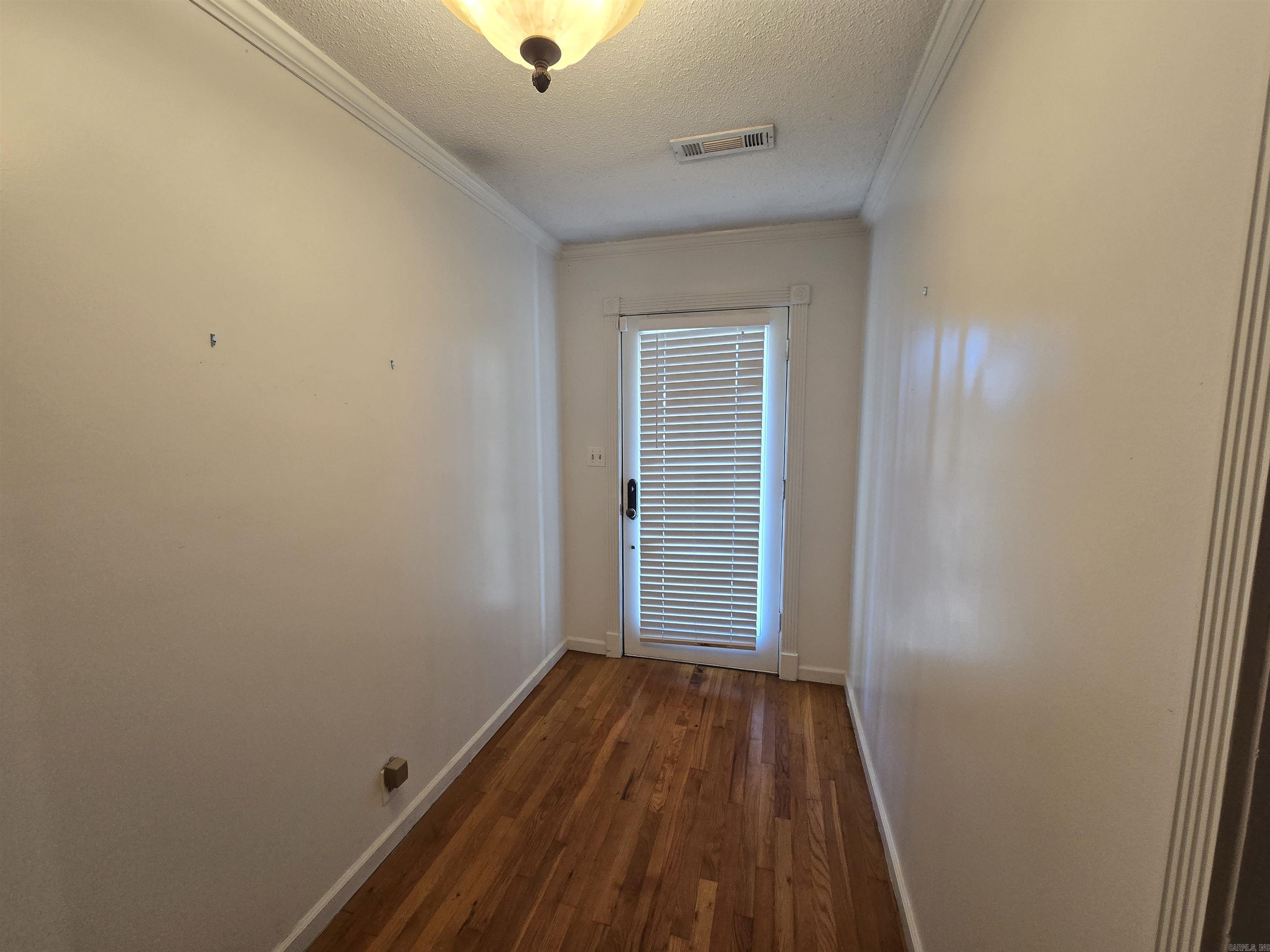 106 Honeysuckle  Helena, AR