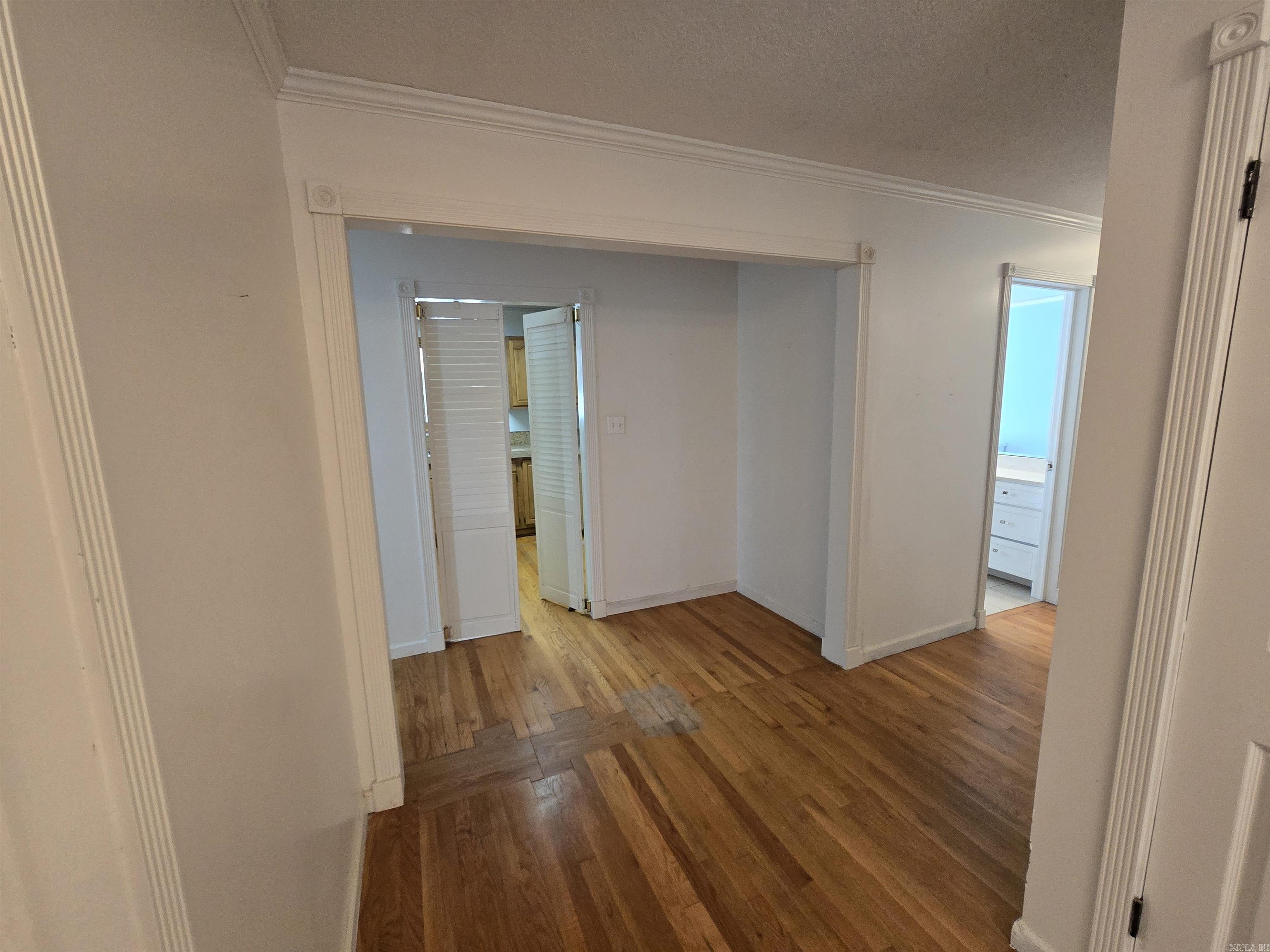 106 Honeysuckle  Helena, AR