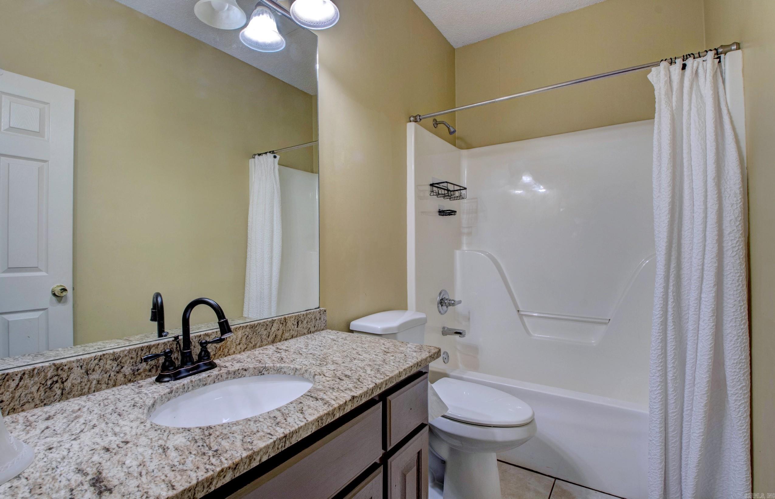 12 Westfield Dr Little Rock, AR 72210-0000