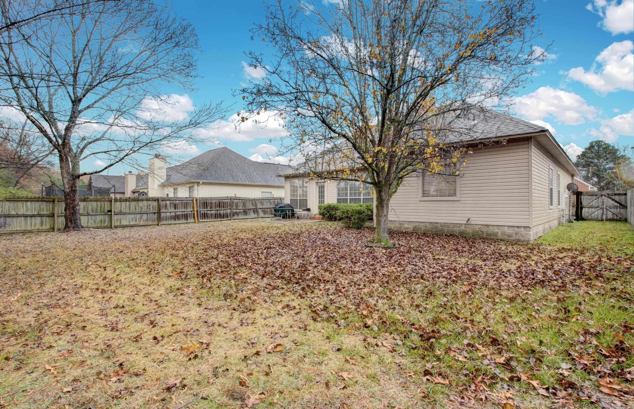 12 Westfield Dr Little Rock, AR 72210-0000