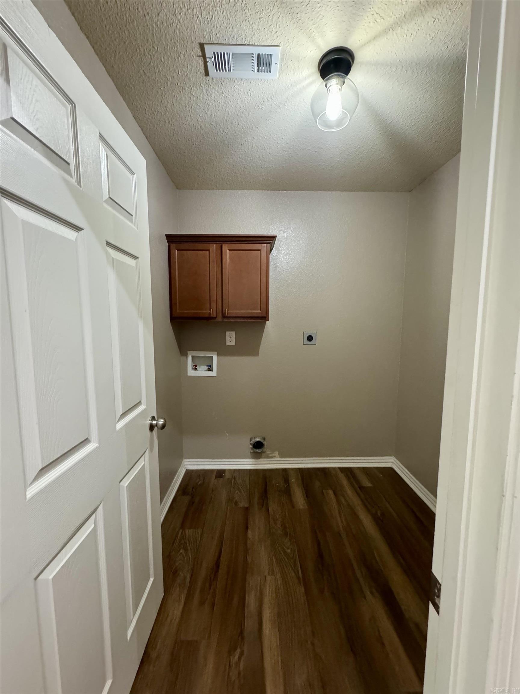 17109 Crooked Oak Drive Sherwood, AR 72120