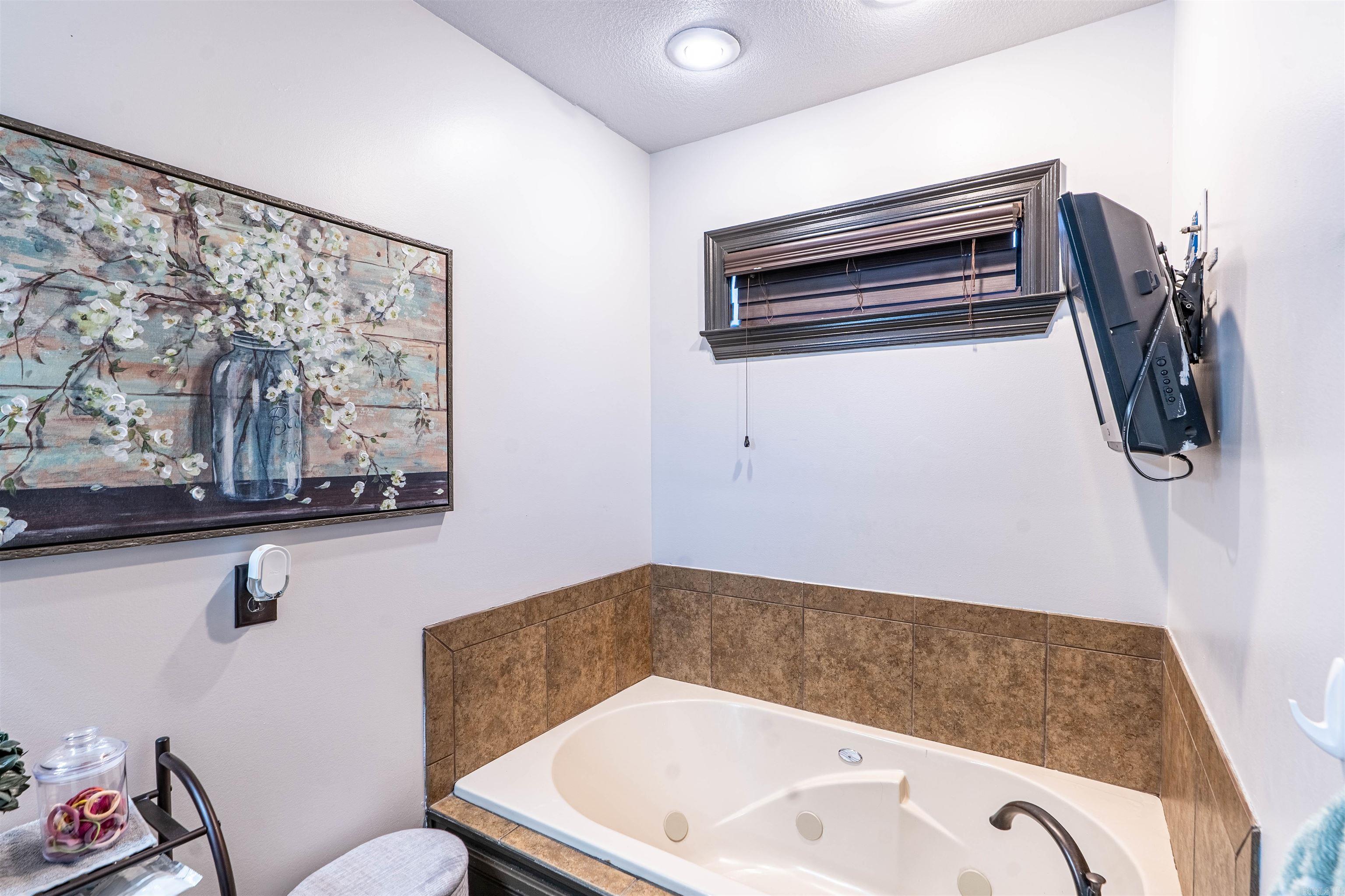 2002 Beaver Falls  Jonesboro, AR