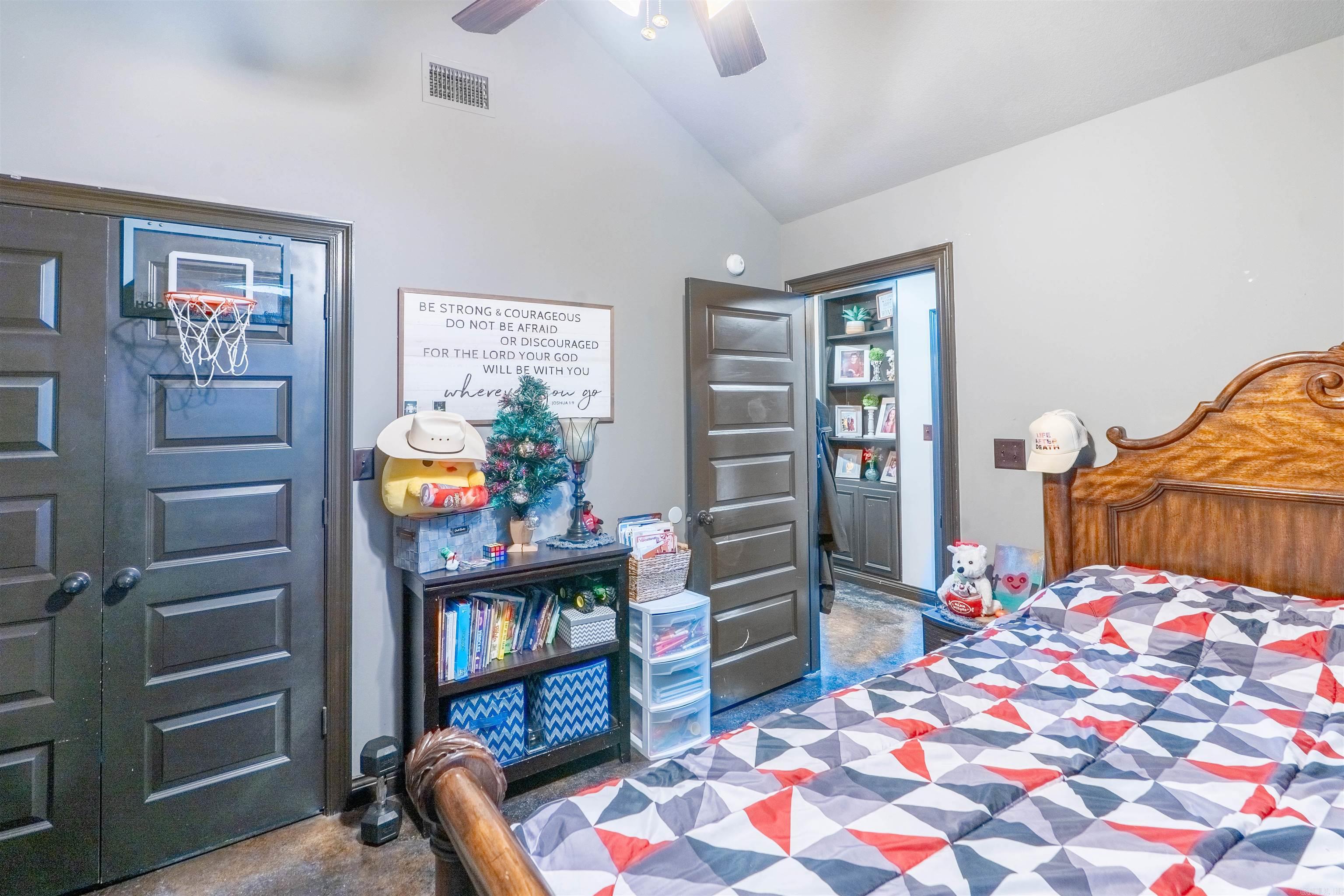 2002 Beaver Falls  Jonesboro, AR