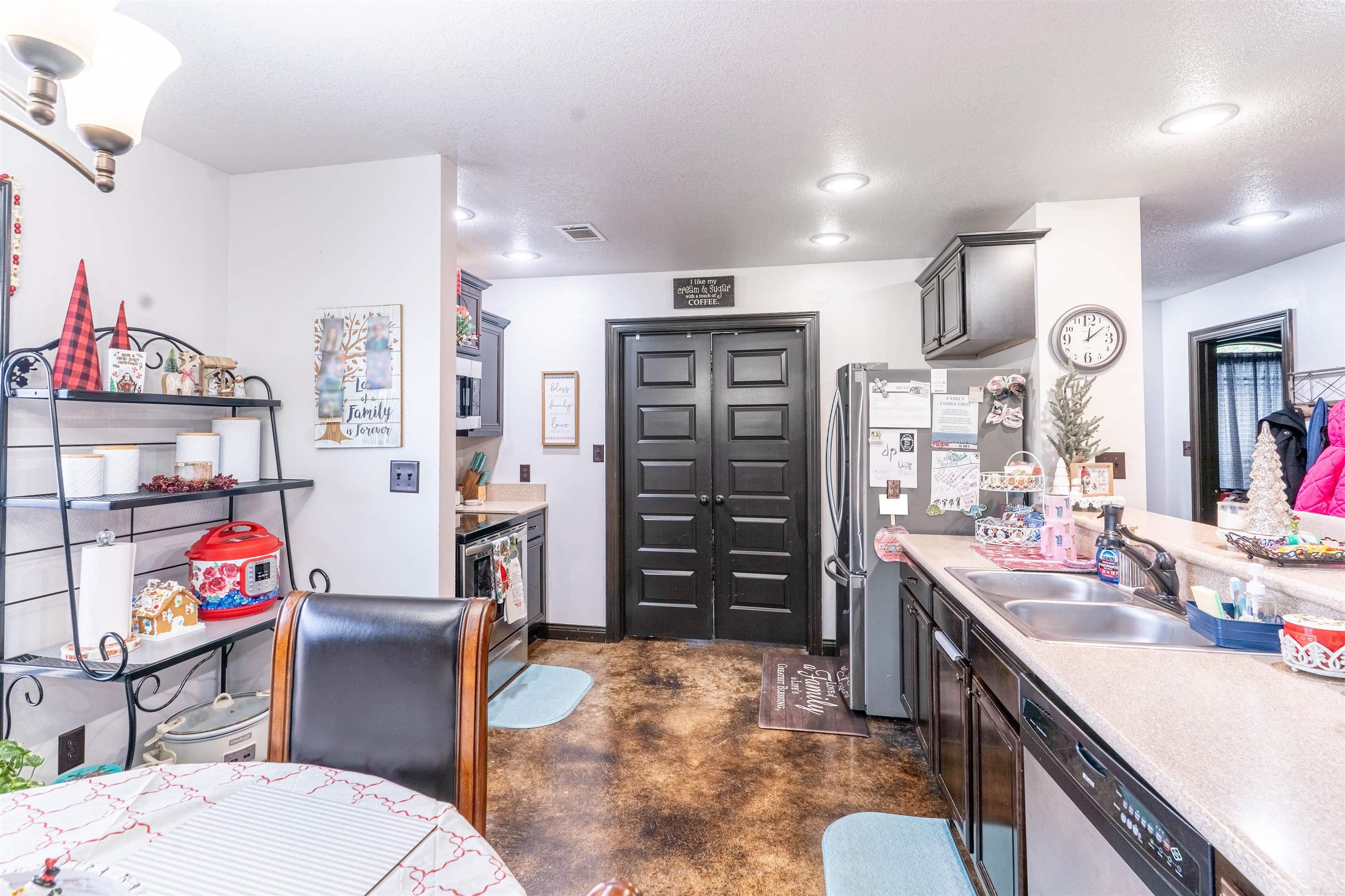 2002 Beaver Falls  Jonesboro, AR