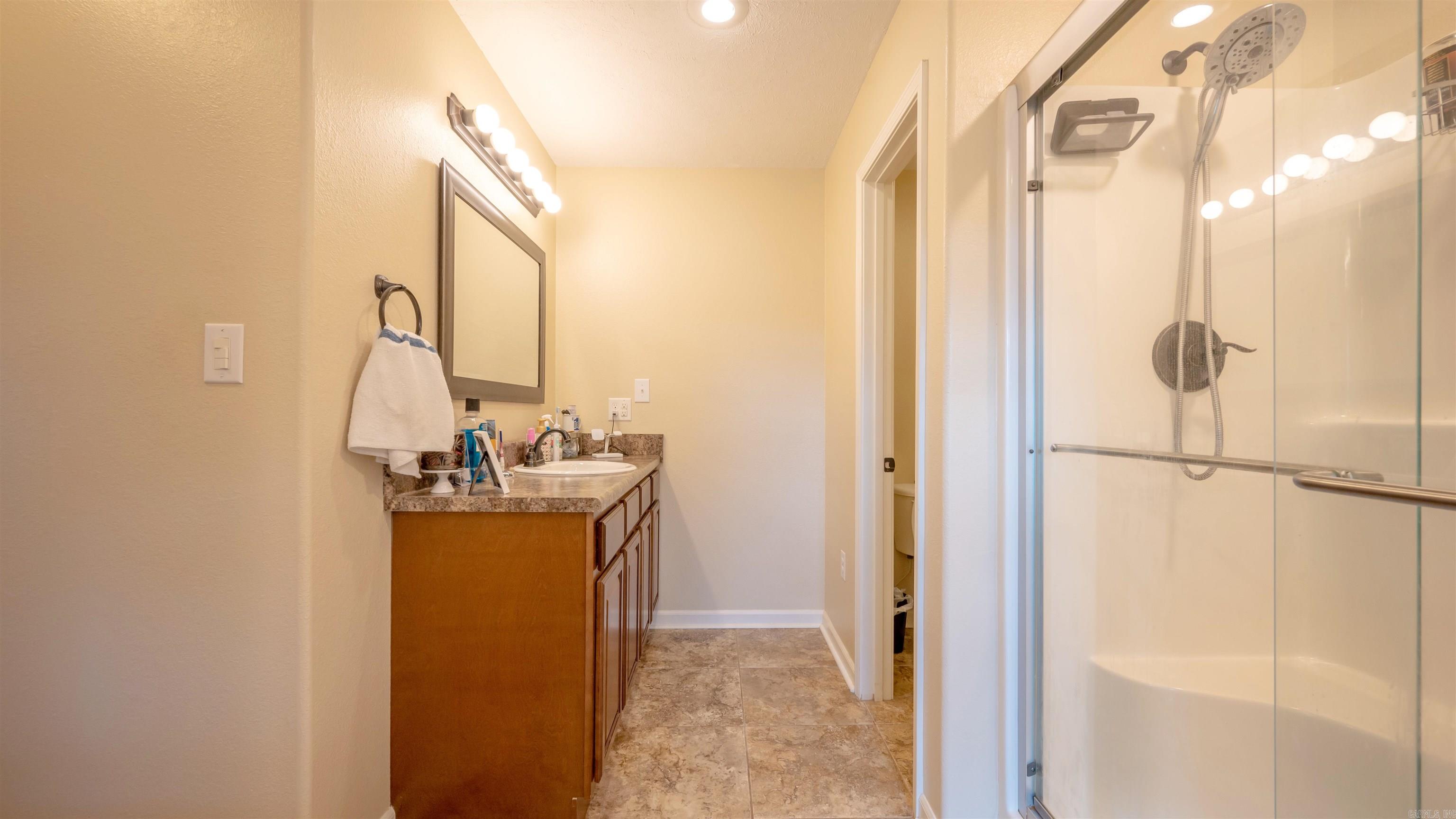 1329 W Union Street Bald Knob, AR 72010