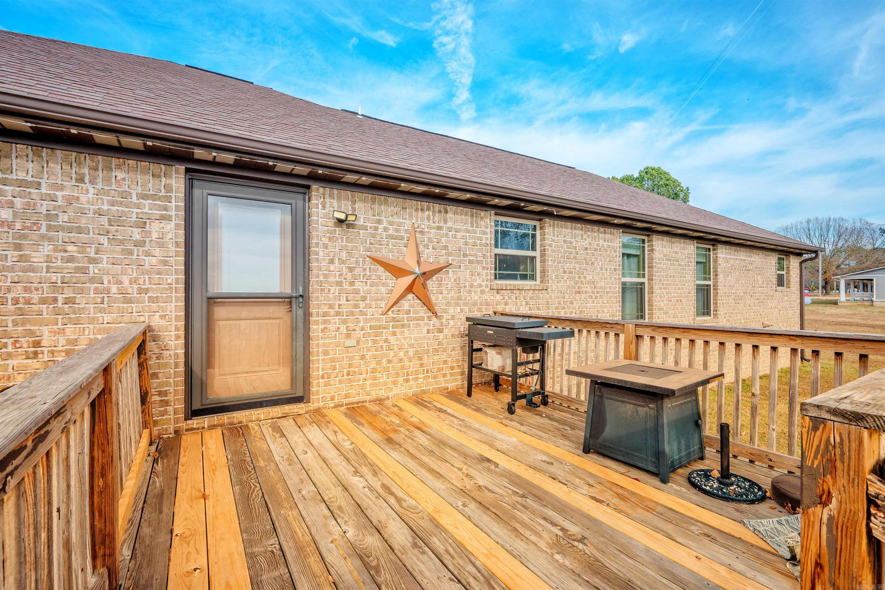 1329 W Union Street Bald Knob, AR 72010