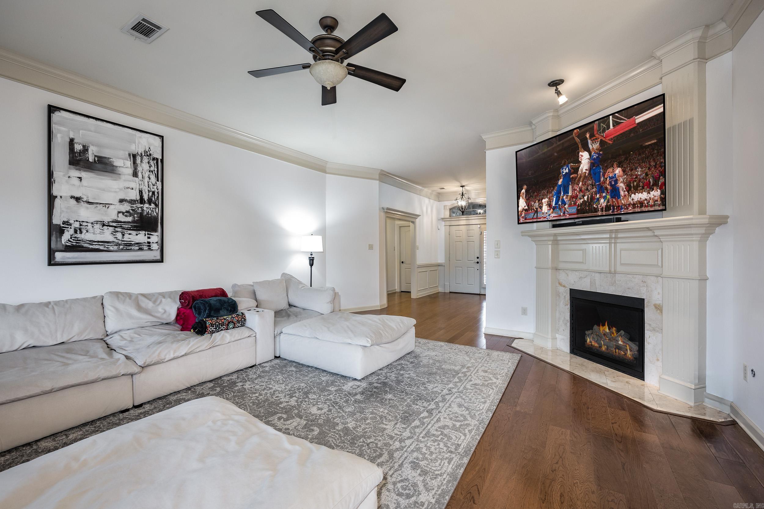 310 Corondelet Lane Maumelle, AR 72113