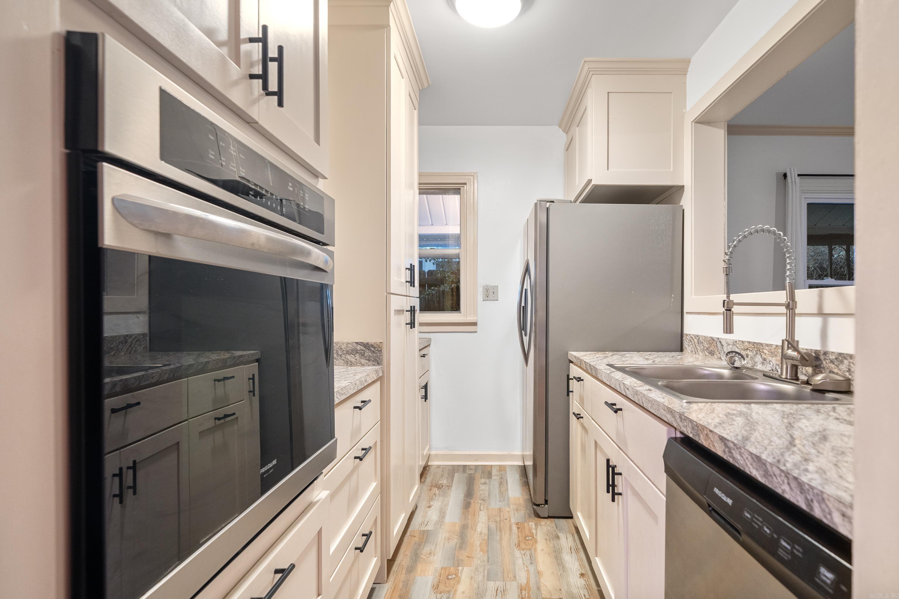 907 Garland Ave  Hot Springs, AR