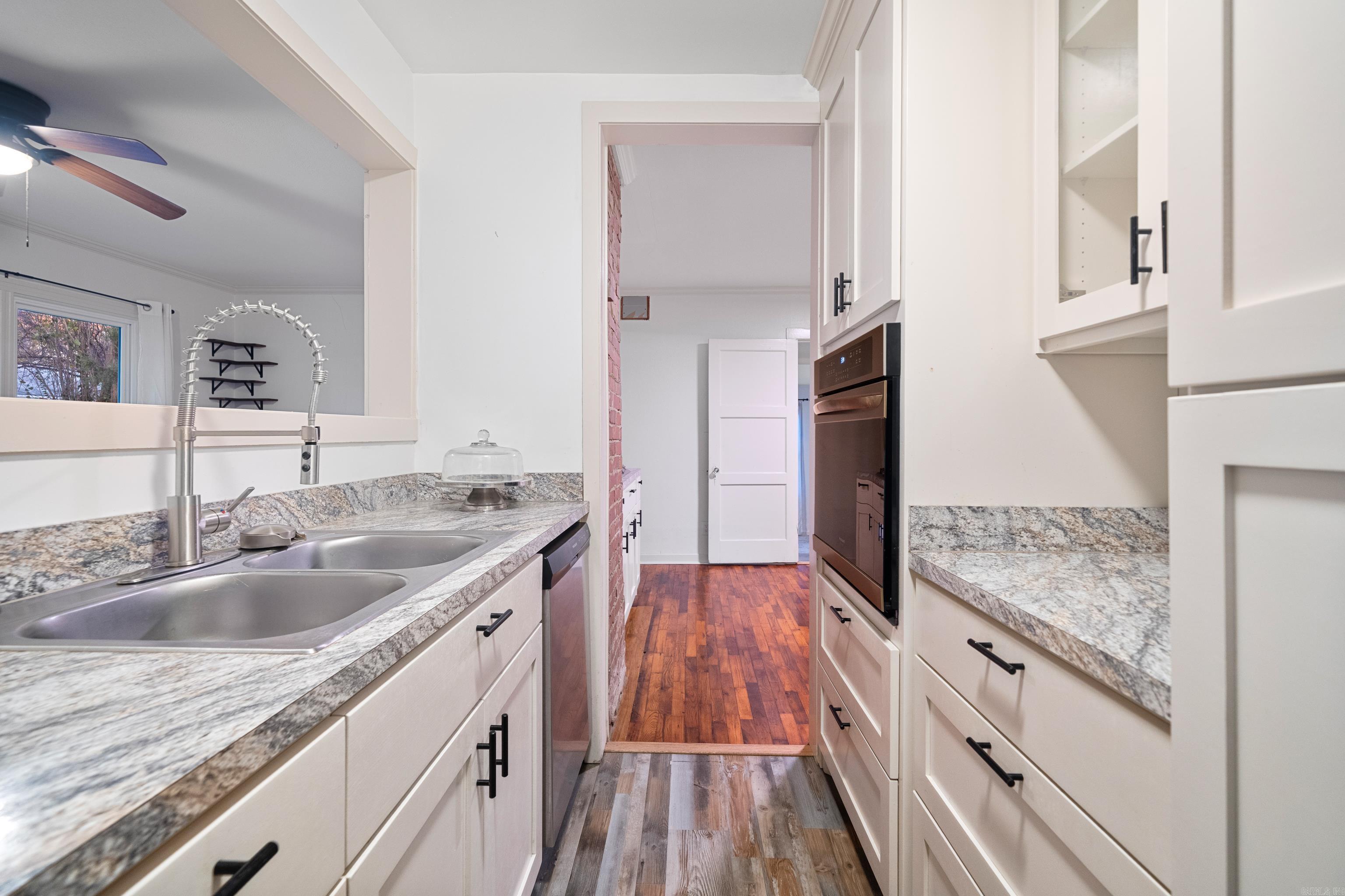 907 Garland Ave  Hot Springs, AR