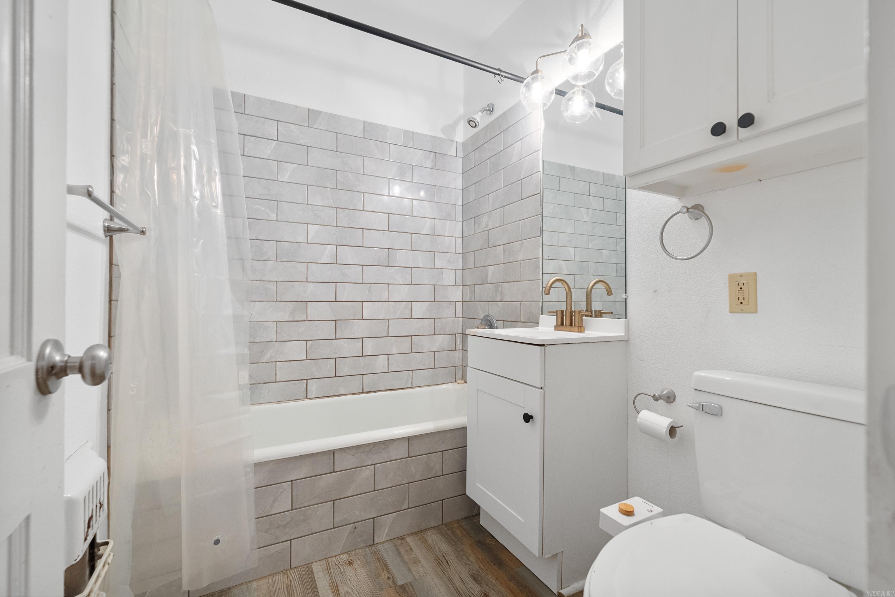 907 Garland Ave  Hot Springs, AR