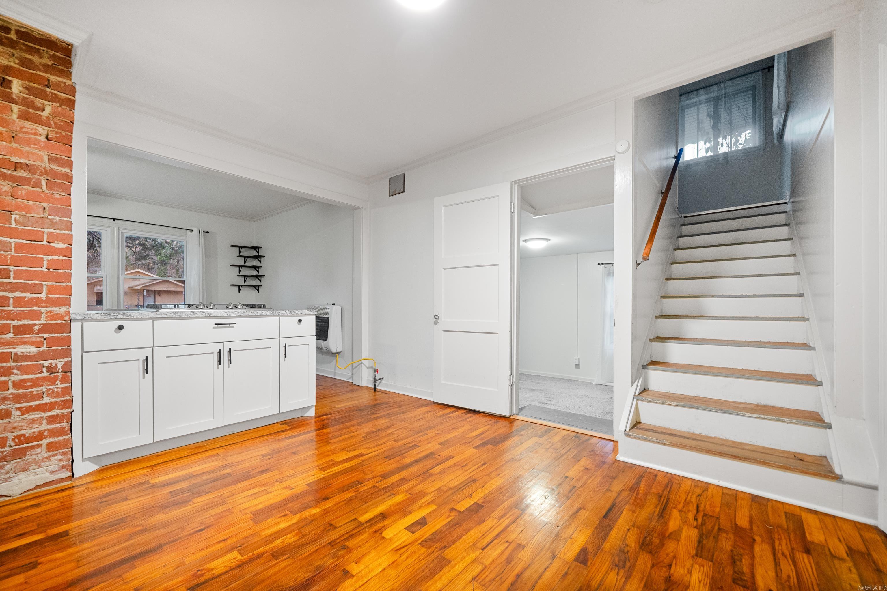 907 Garland Ave  Hot Springs, AR