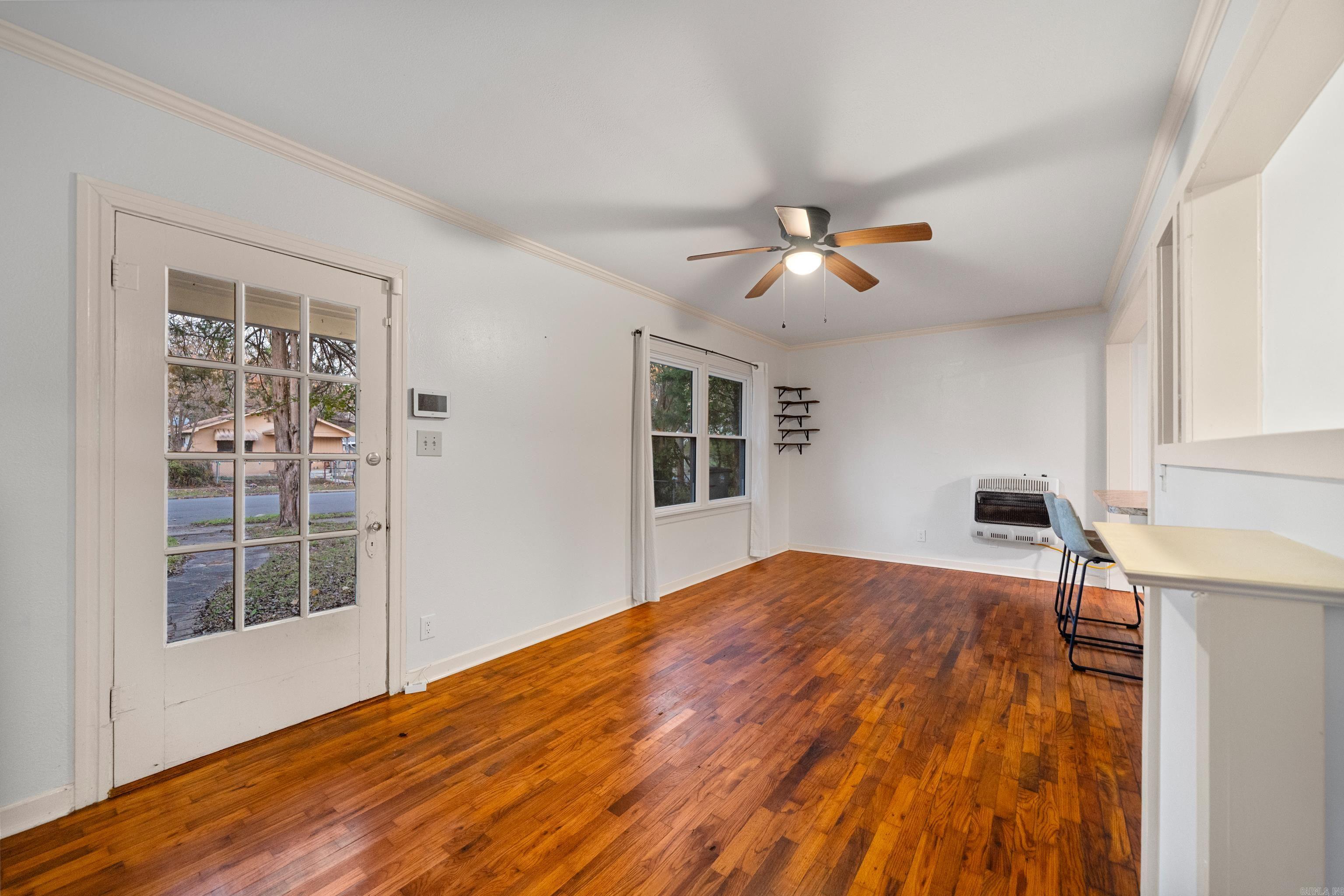 907 Garland Ave  Hot Springs, AR