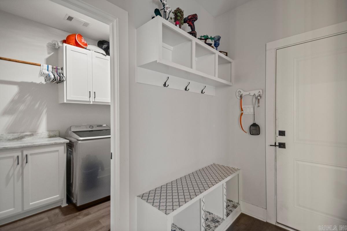 2017 KAYSEN LN  Hensley, AR