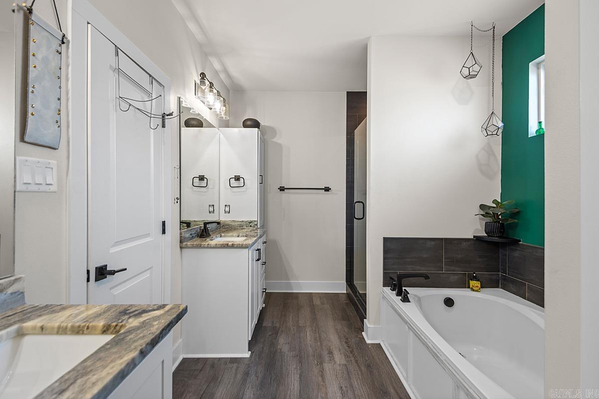 2017 KAYSEN LN  Hensley, AR