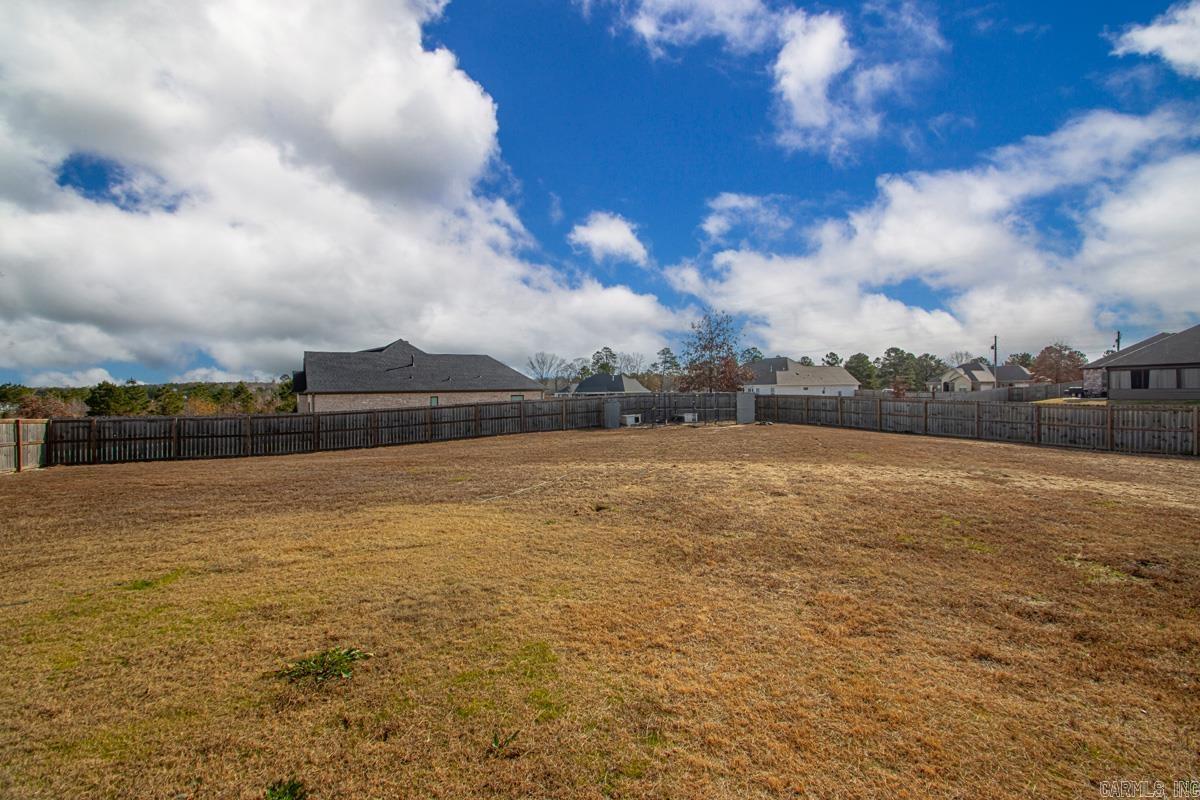 2017 KAYSEN LN  Hensley, AR