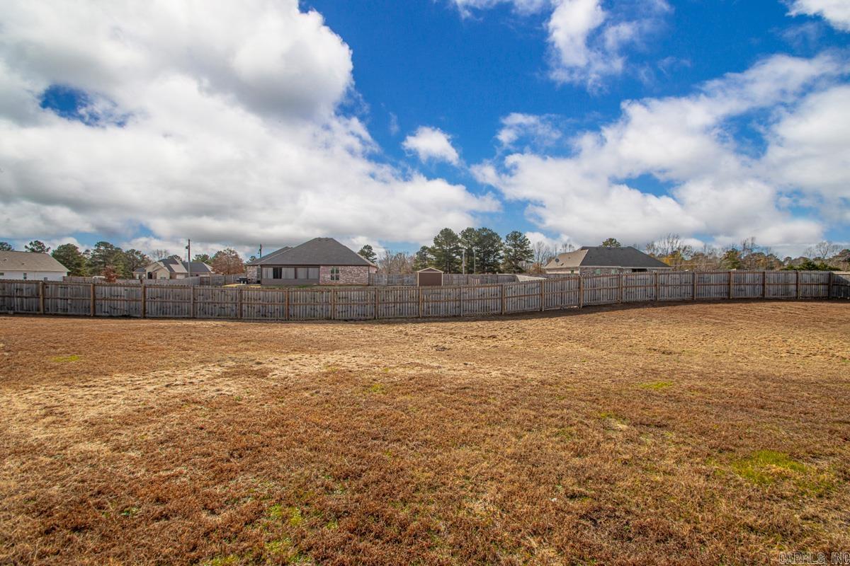 2017 KAYSEN LN  Hensley, AR