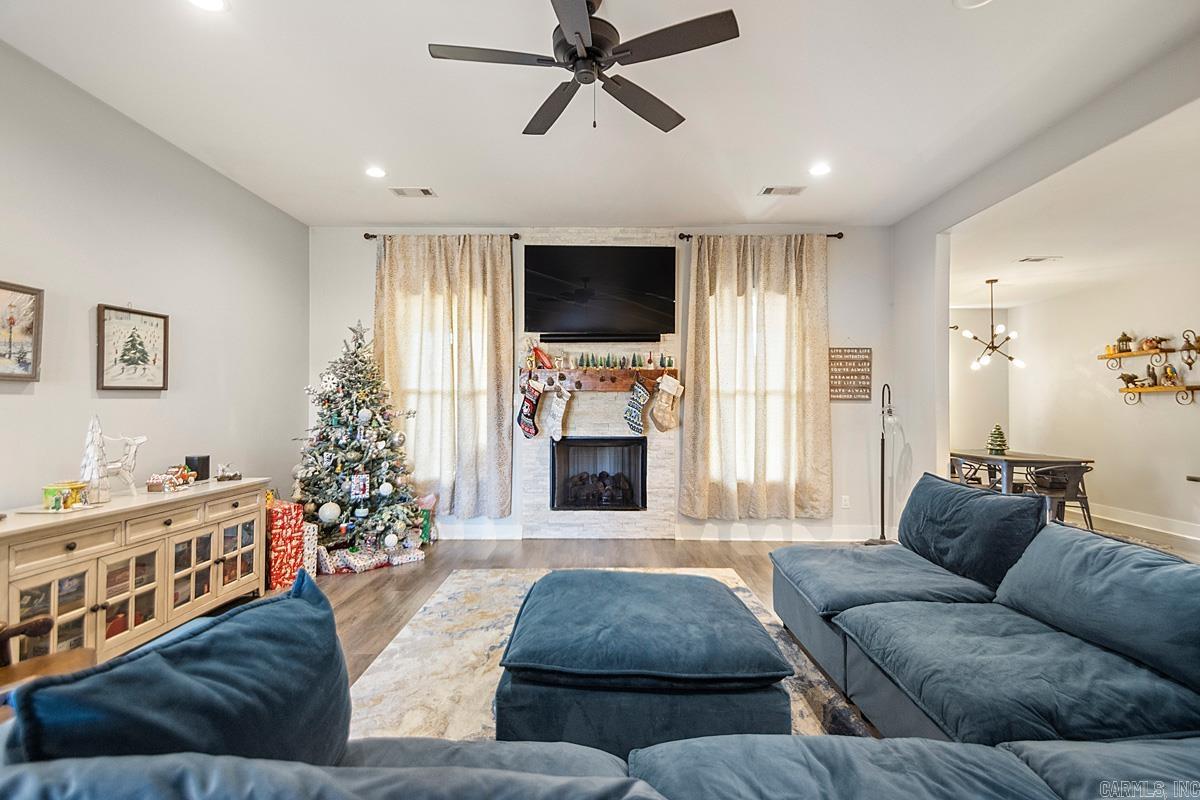 2017 KAYSEN LN  Hensley, AR