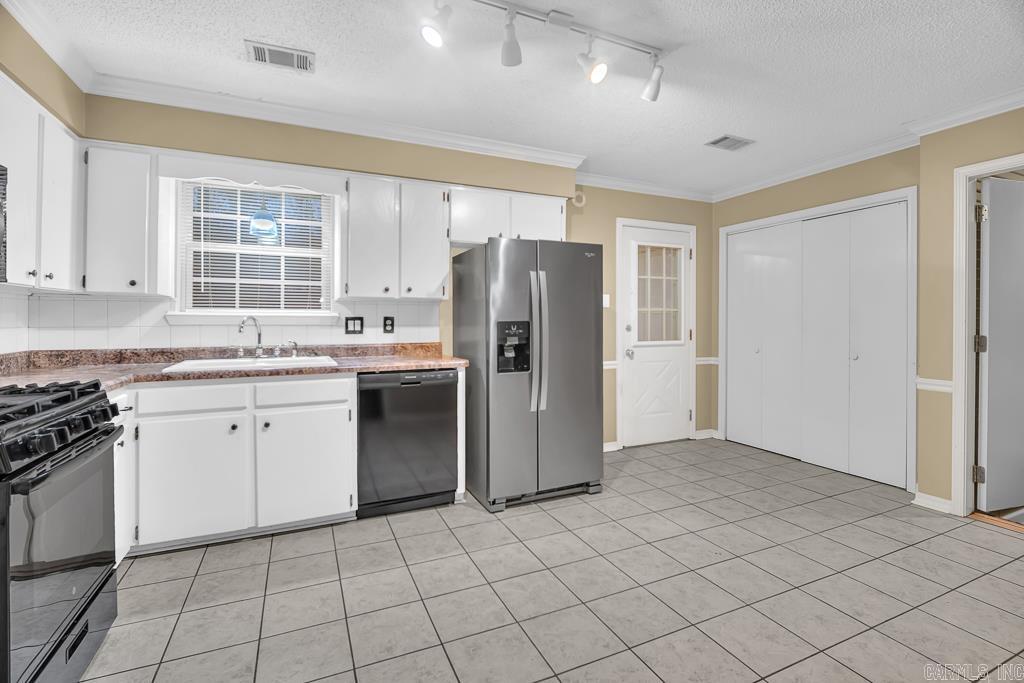 10 Raccoon Trail Conway, AR 72032