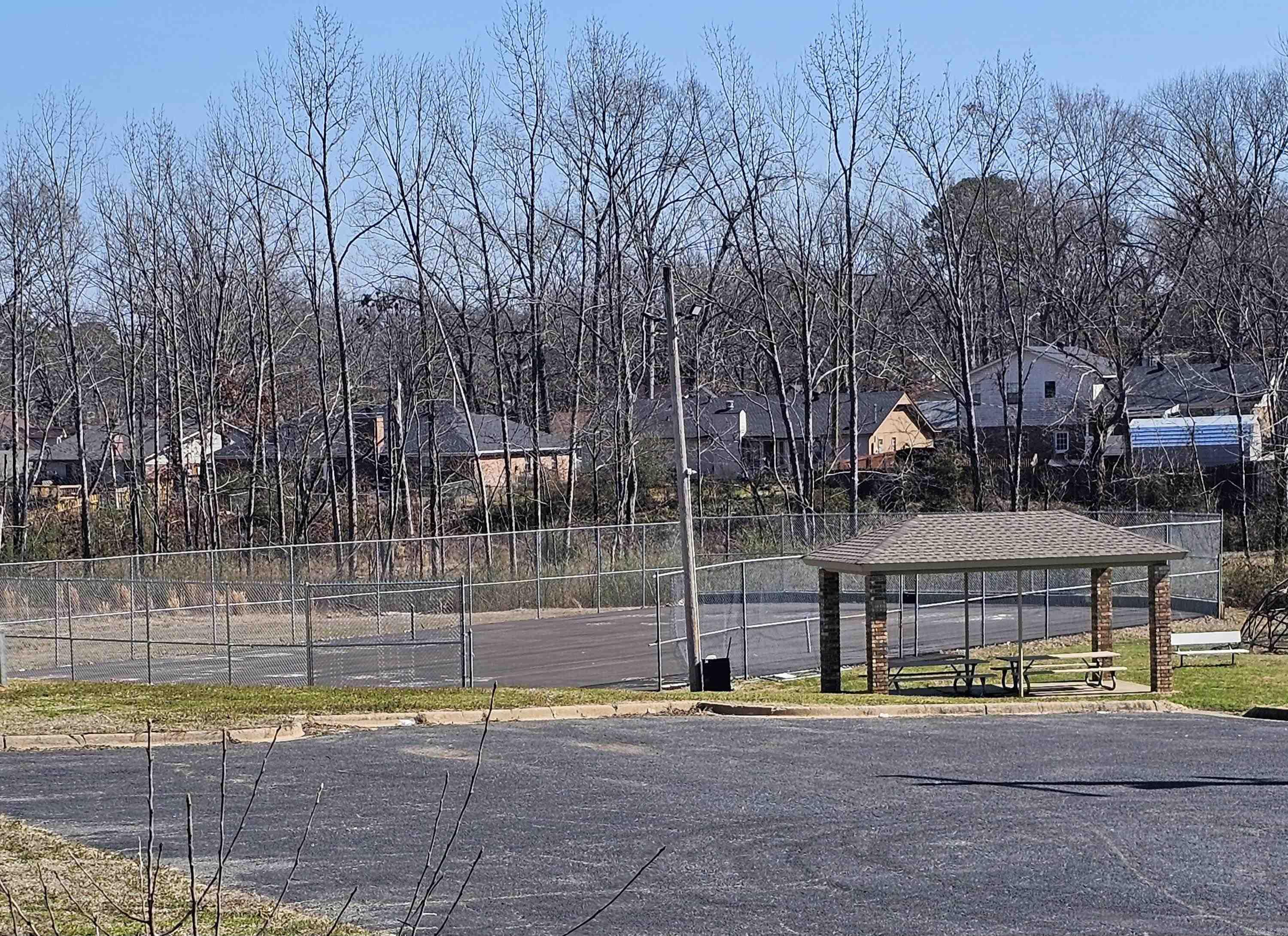 1216 N Shackleford  Little Rock, AR