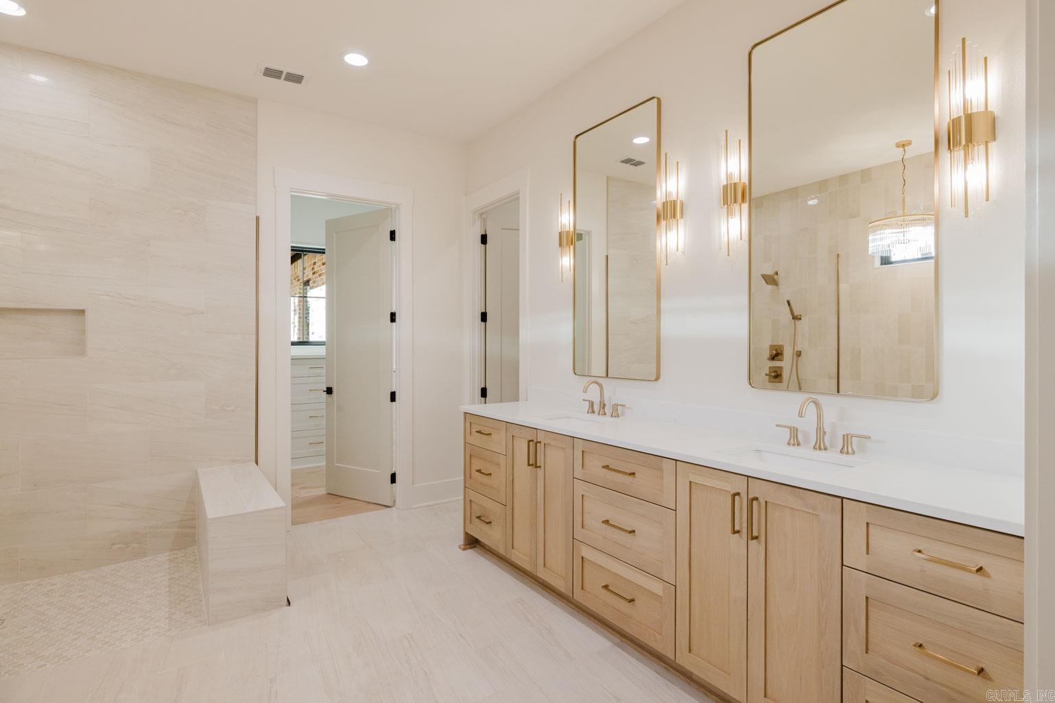 7048 Hannah Ln  Benton, AR