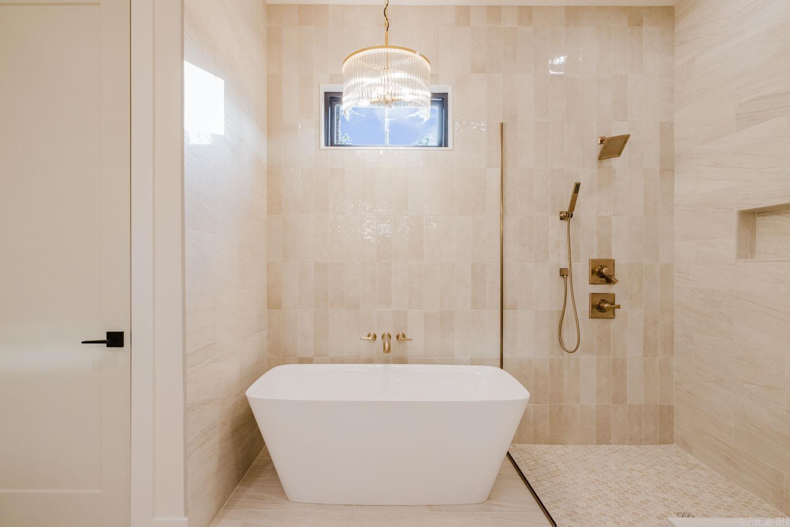 7048 Hannah Ln  Benton, AR