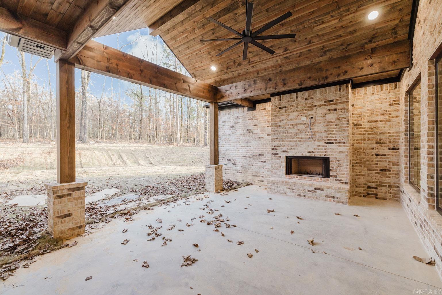 7048 Hannah Ln  Benton, AR