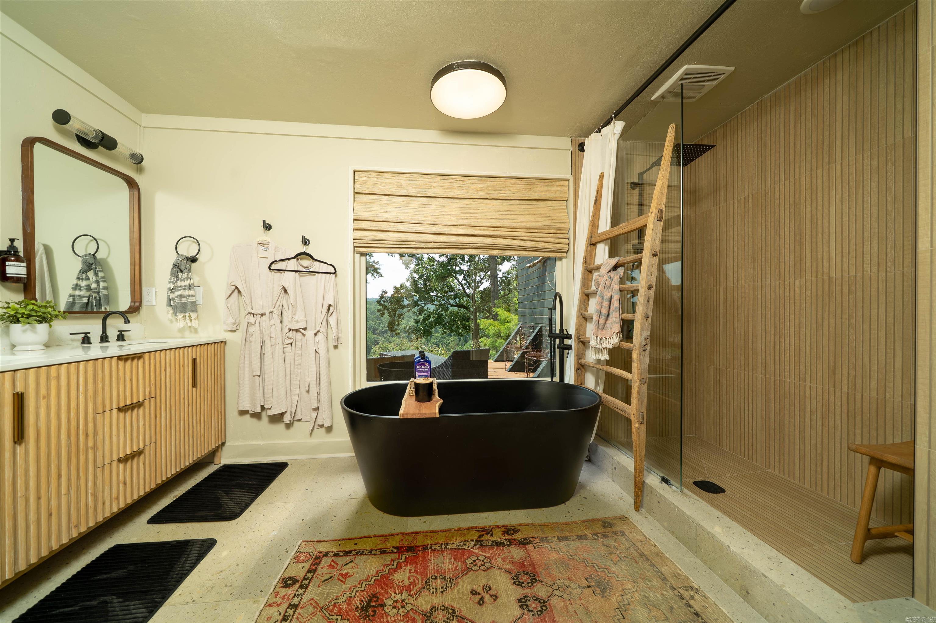 170 Lynn Creek Dr Fairfield Bay, AR 72088