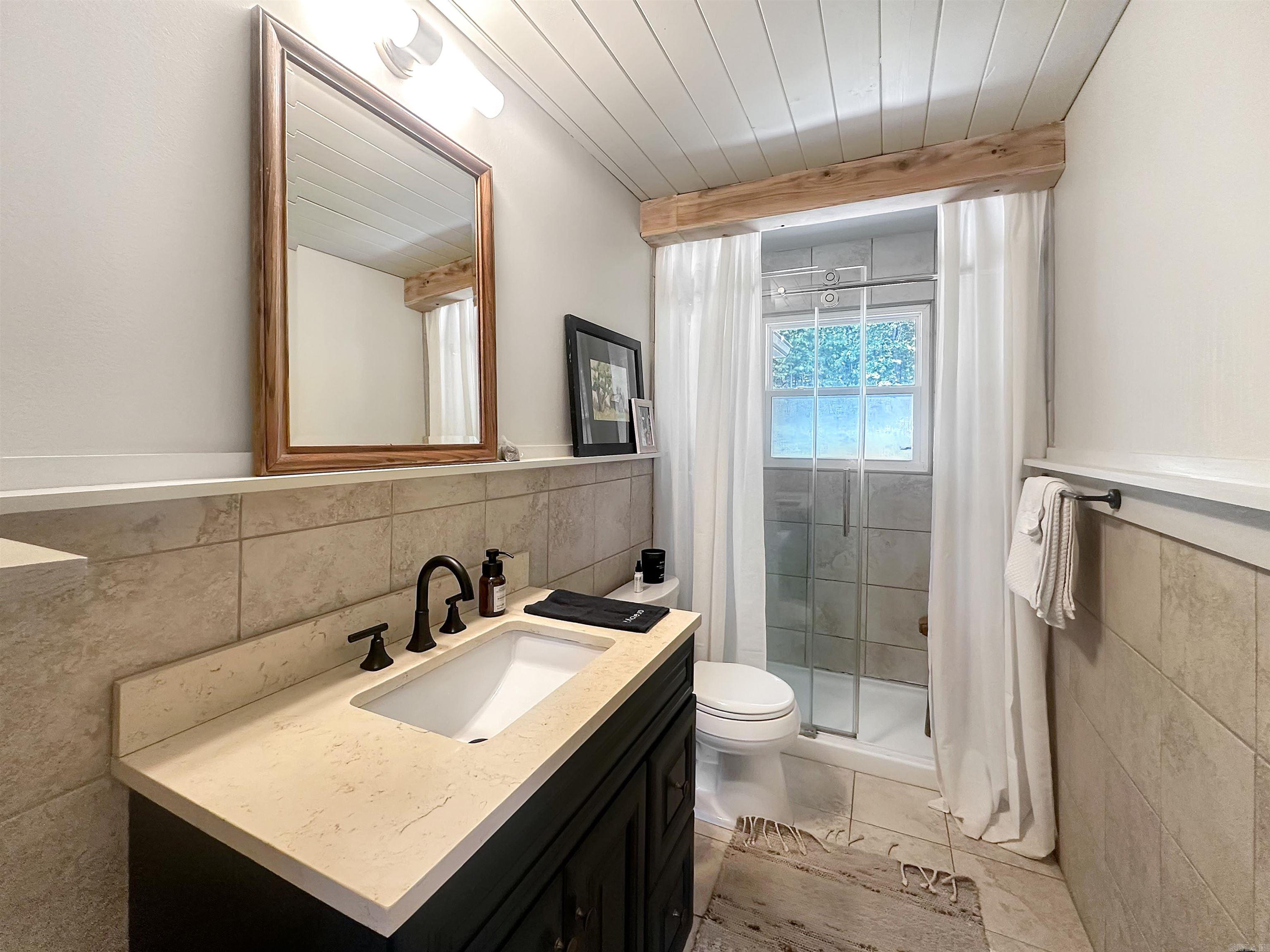 170 Lynn Creek Dr Fairfield Bay, AR 72088