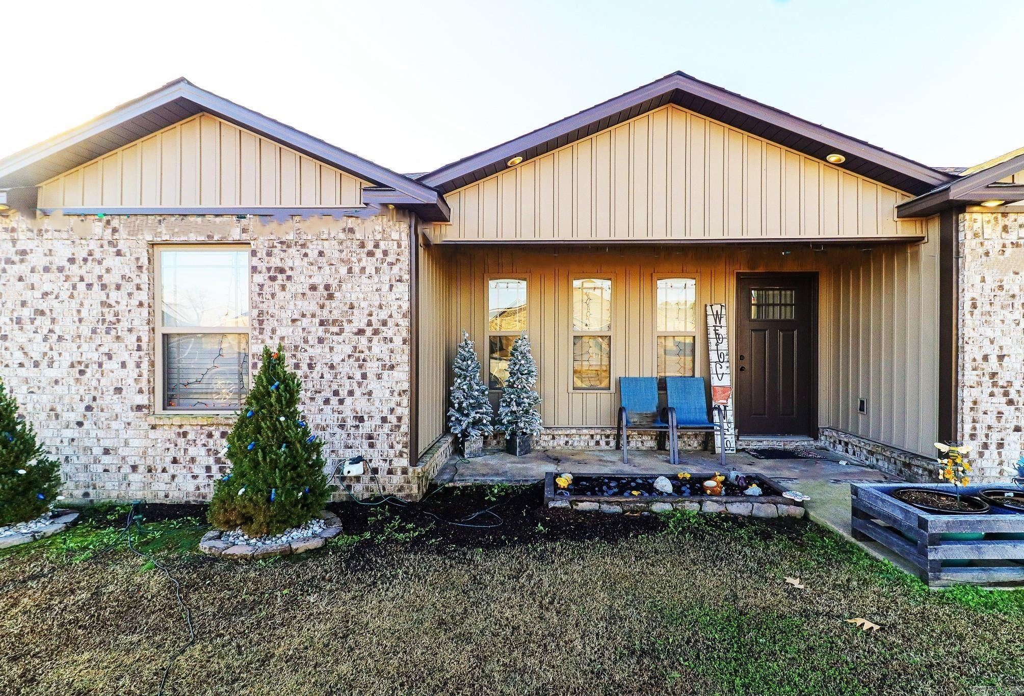 206 Stacy Paragould, AR 72450