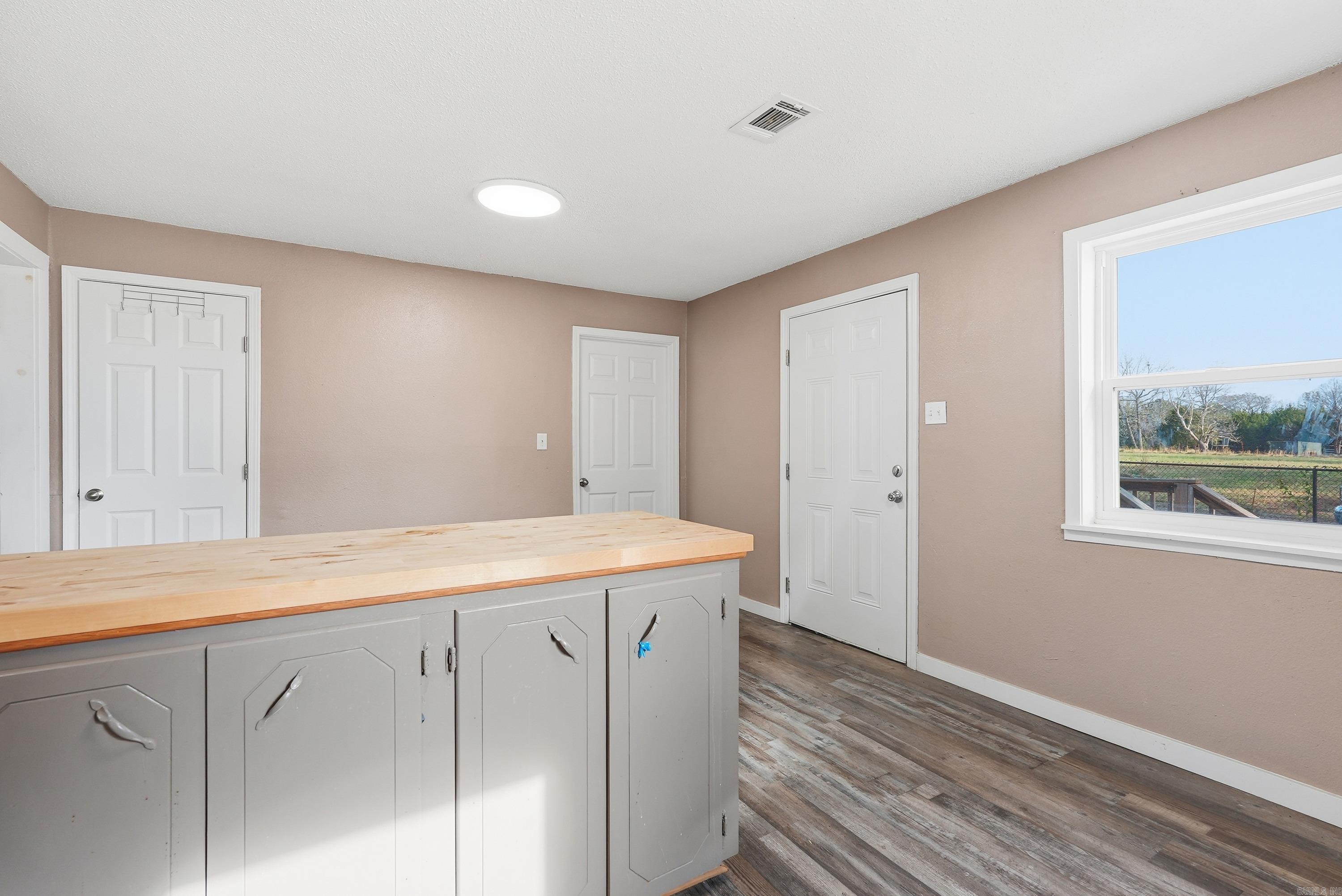 16 Eagle Valley Conway, AR 72032