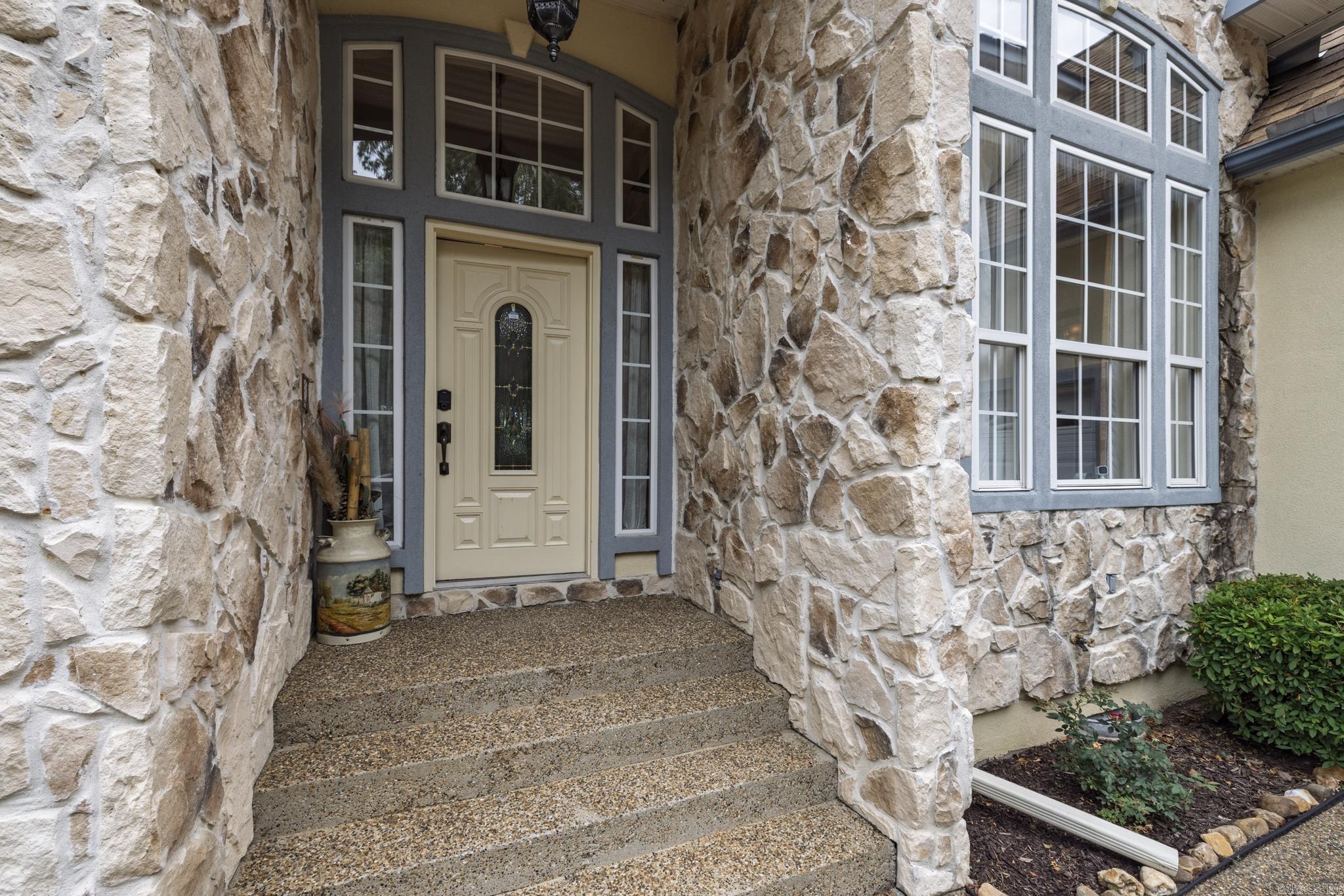 4 Sitiar Way Hot Springs Village, AR 71909