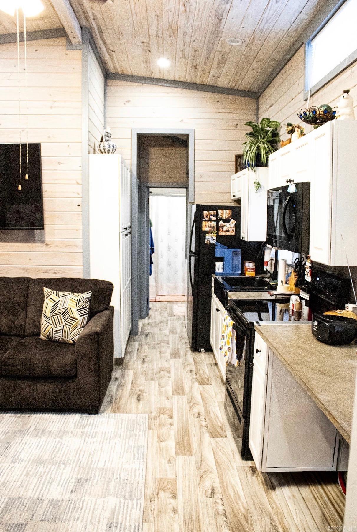 829 E Mango  Rogers, AR