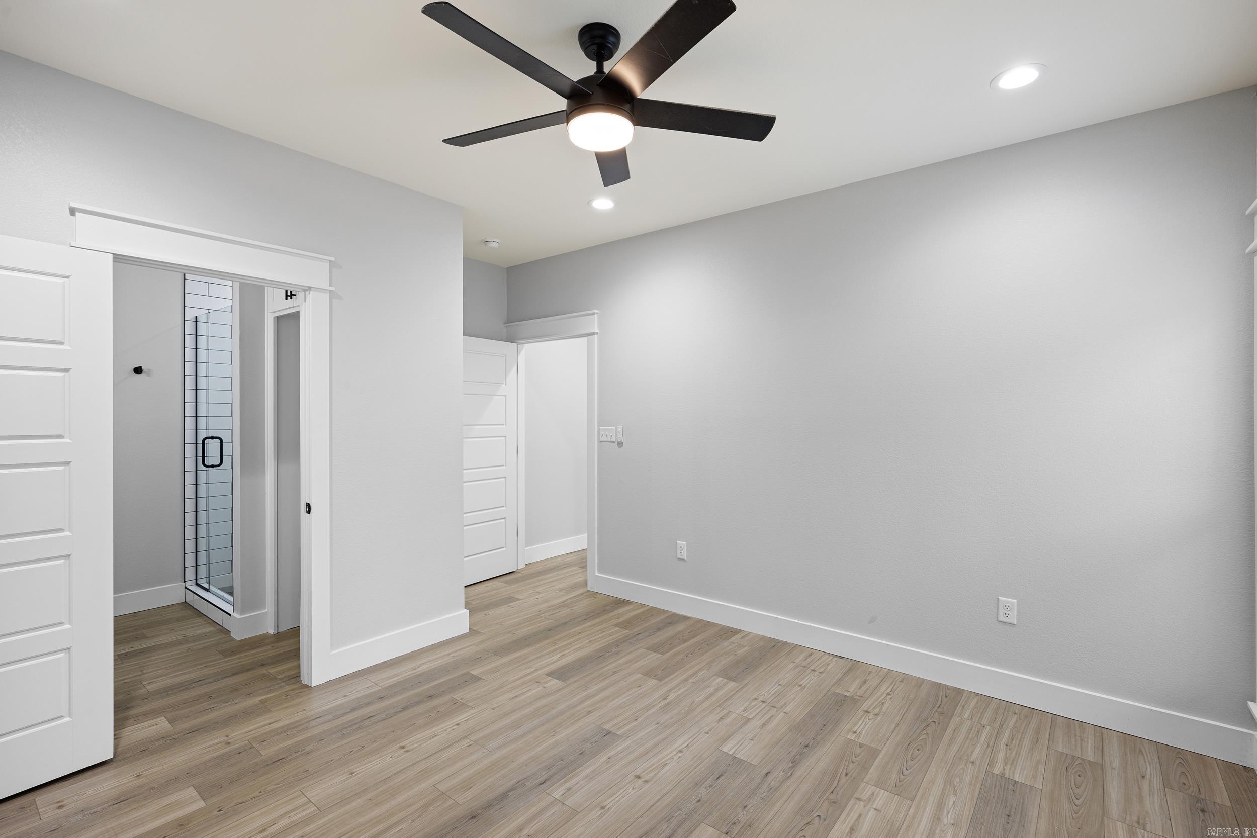 211 Woodland Shores Circle Clinton, AR 72031