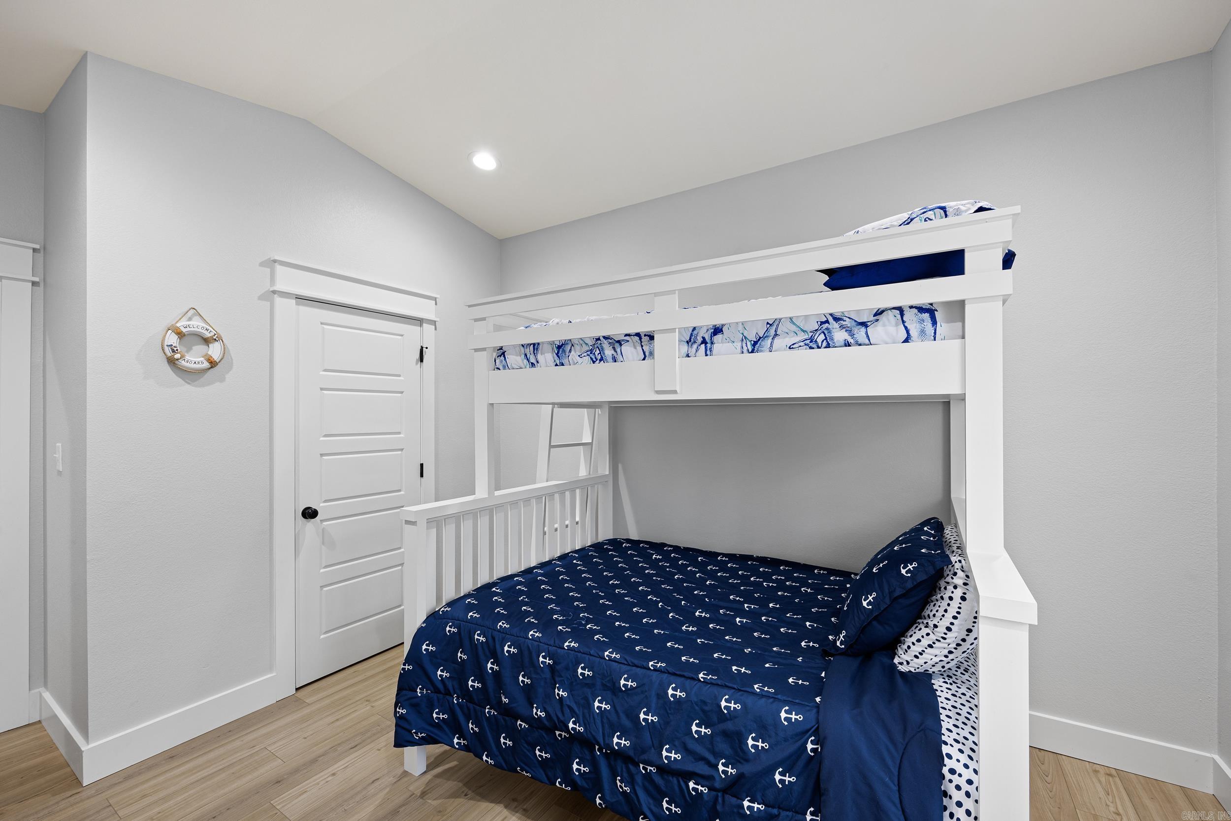 211 Woodland Shores Circle Clinton, AR 72031