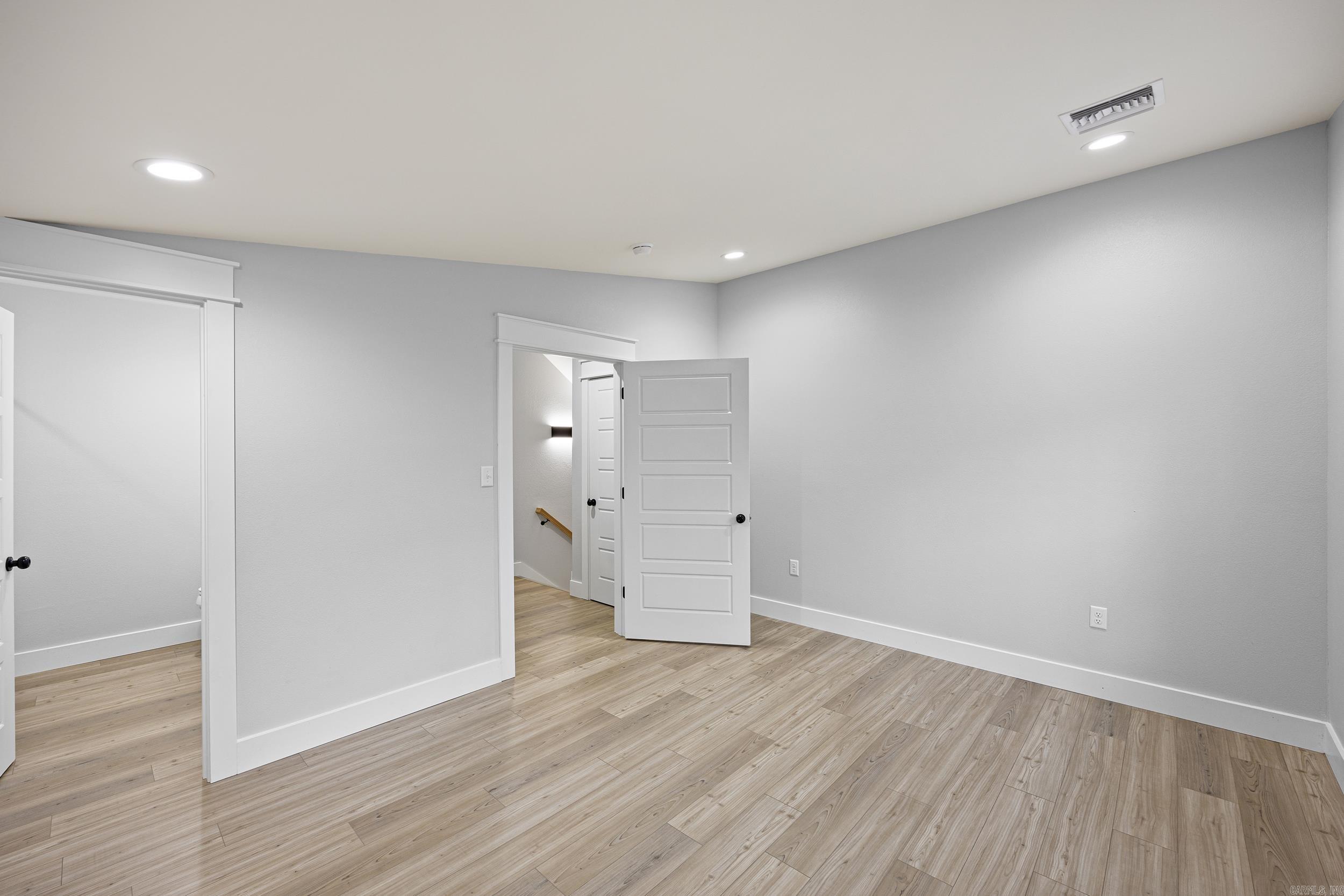 211 Woodland Shores Circle Clinton, AR 72031