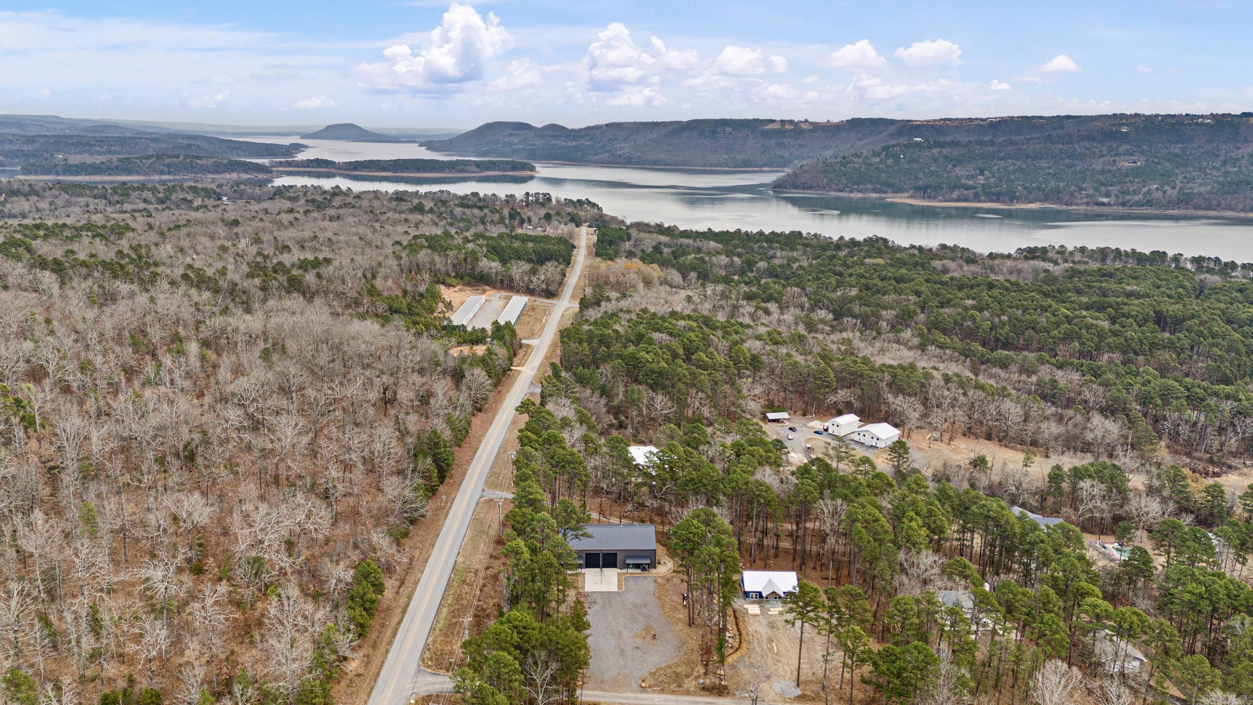 211 Woodland Shores Circle Clinton, AR 72031