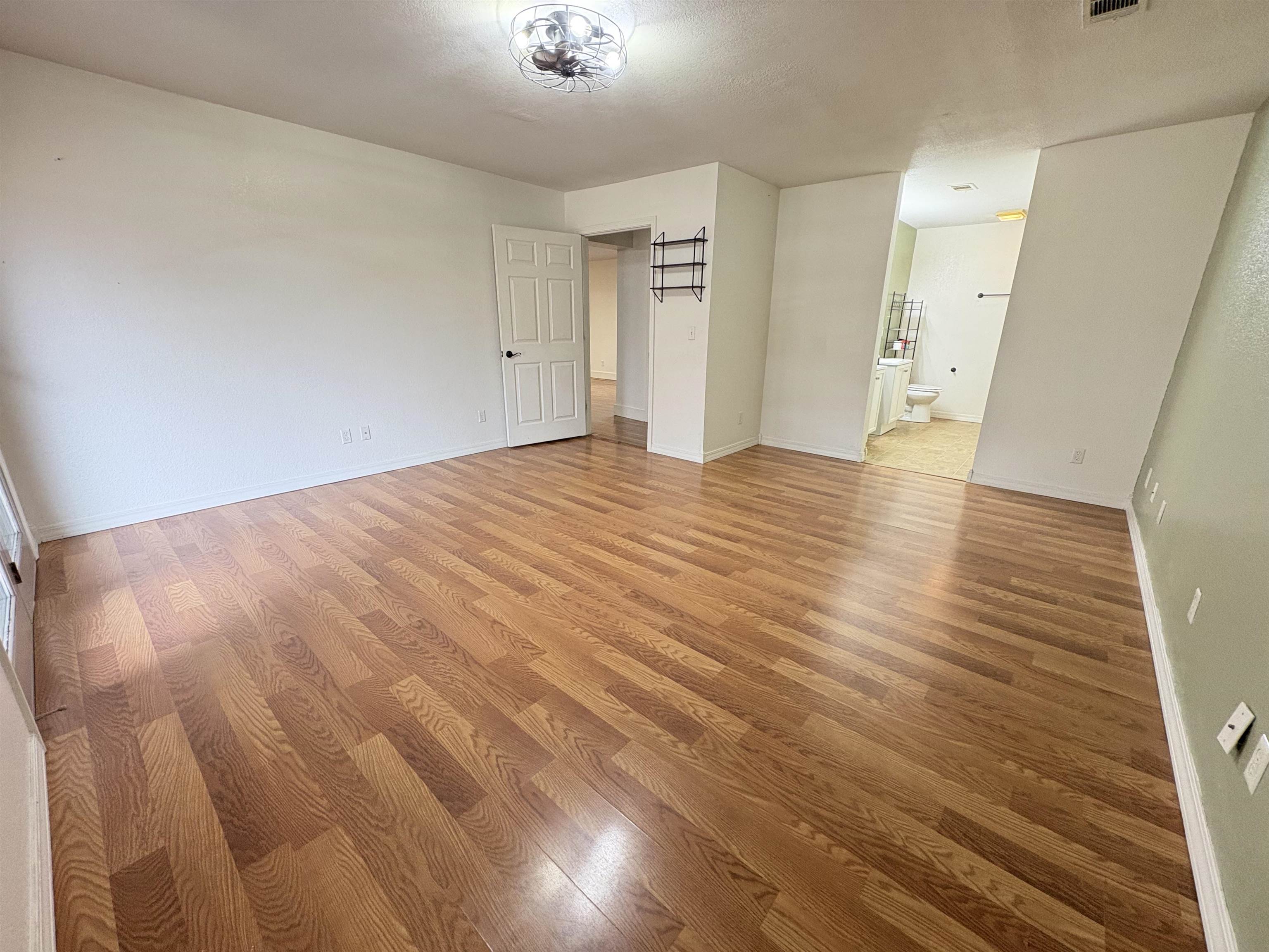 305 Norris  Batesville, AR