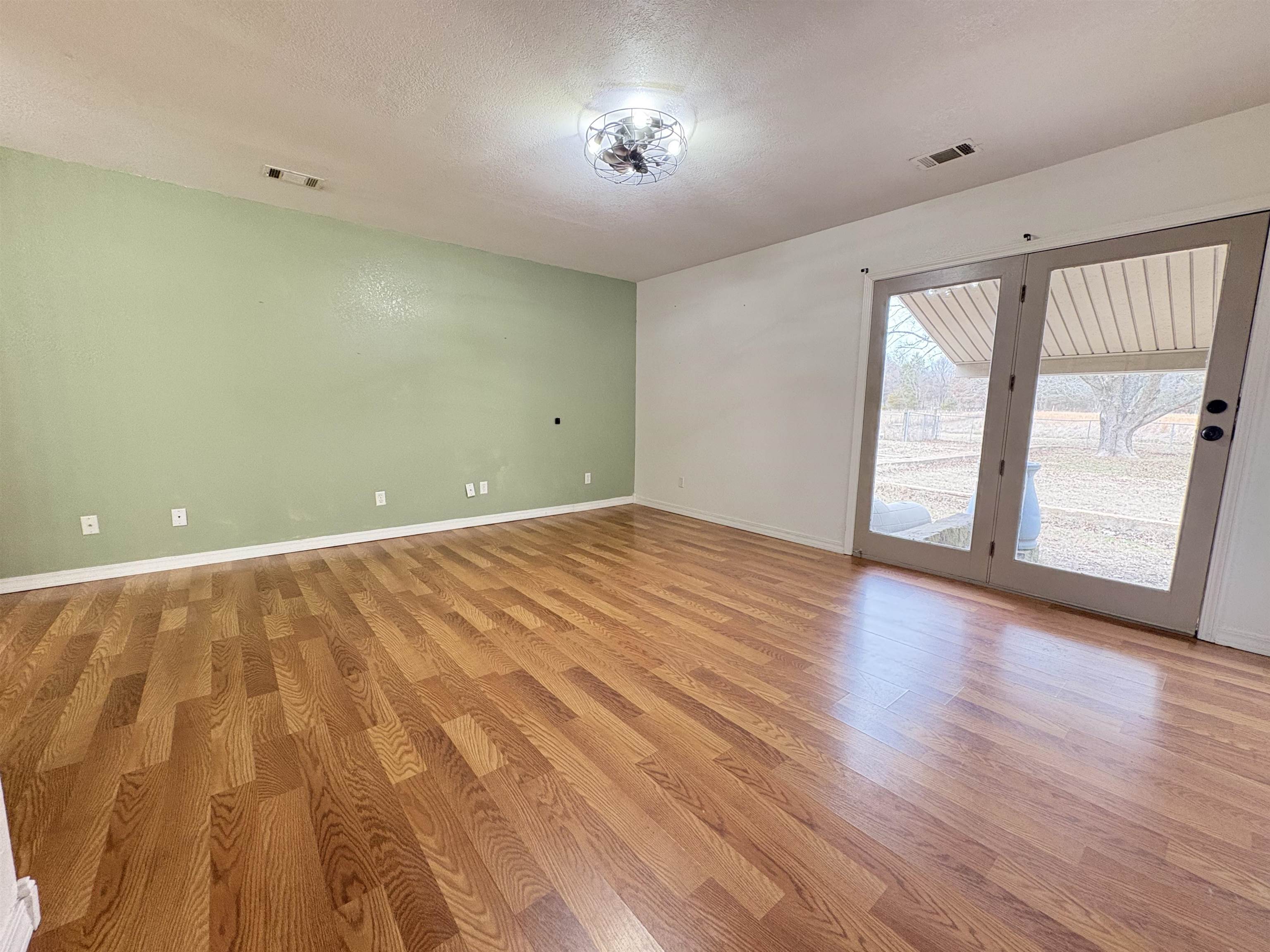 305 Norris  Batesville, AR