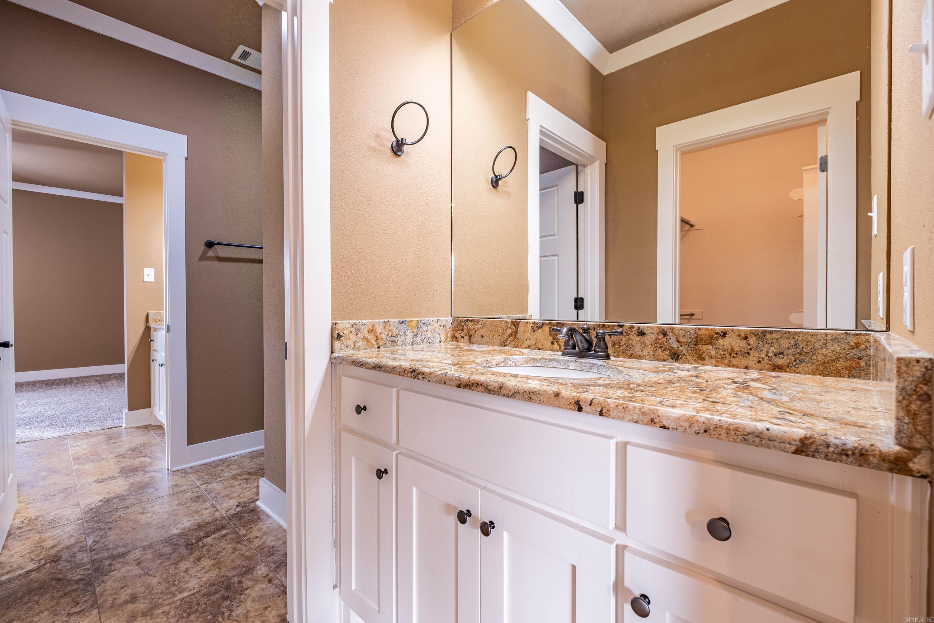 7413 Peach Blossom  Benton, AR