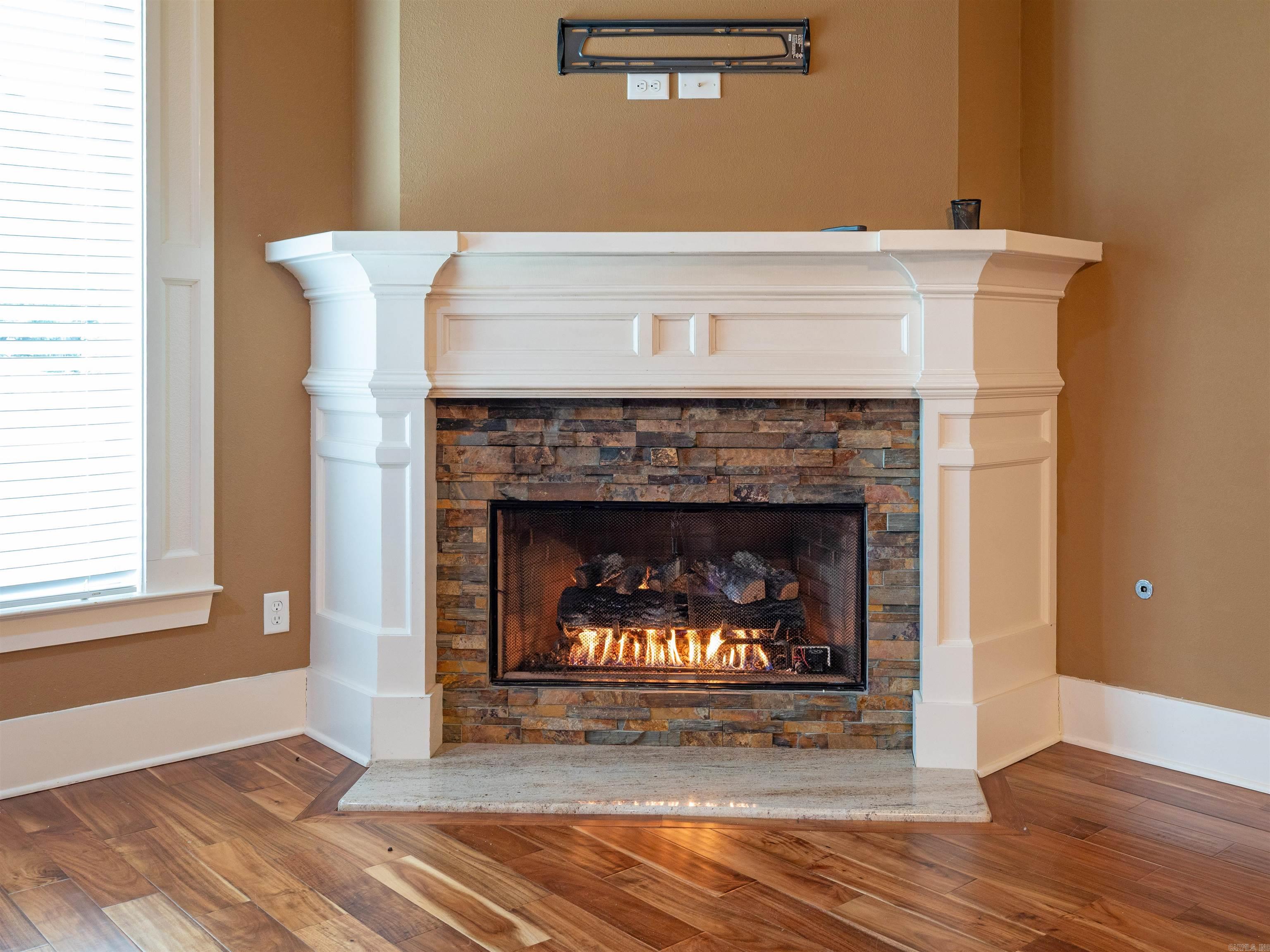 7413 Peach Blossom  Benton, AR