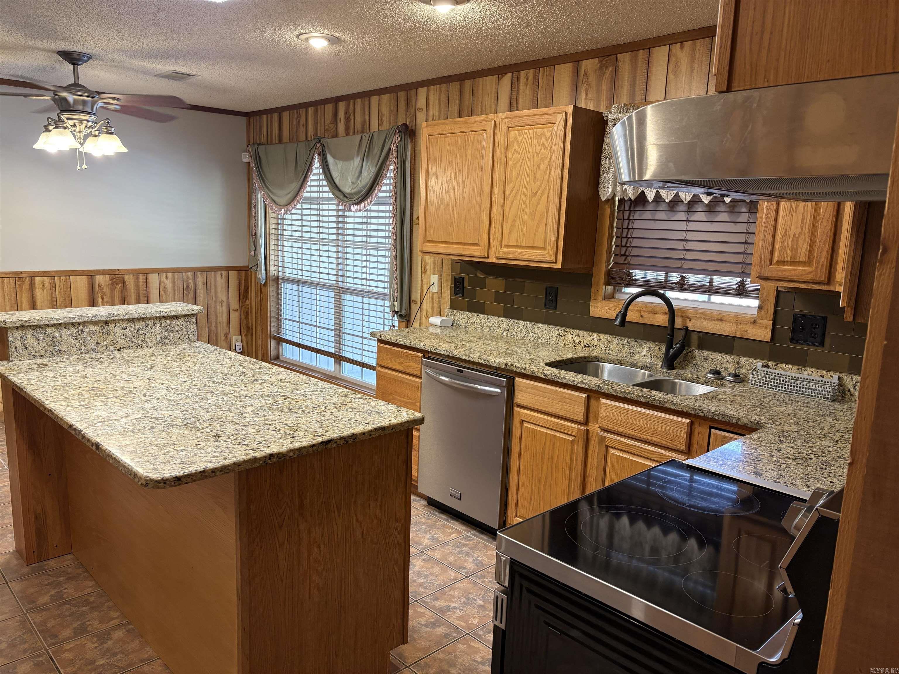 90 County Road 7415 Wynne, AR 72396