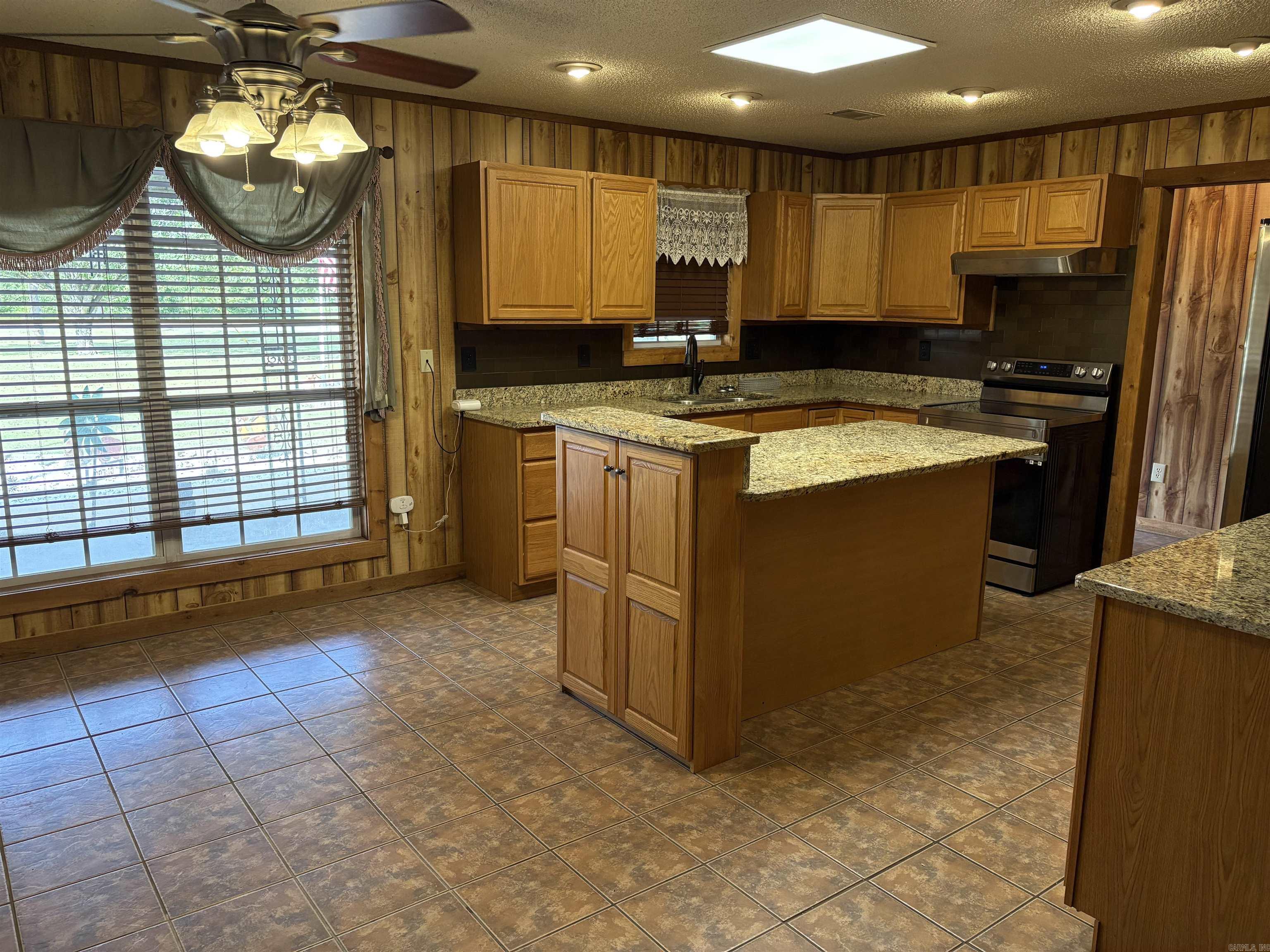 90 County Road 7415 Wynne, AR 72396