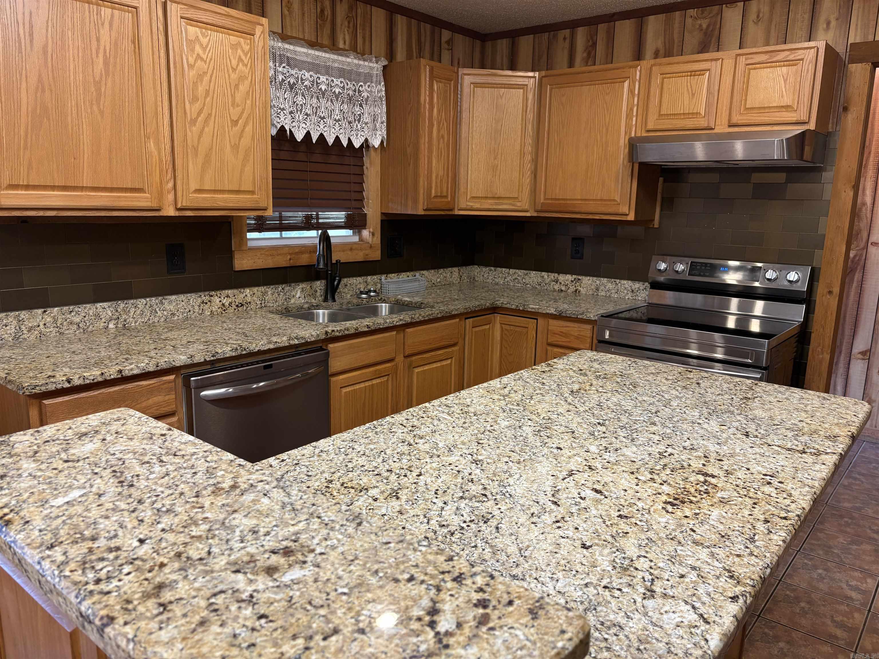 90 County Road 7415 Wynne, AR 72396