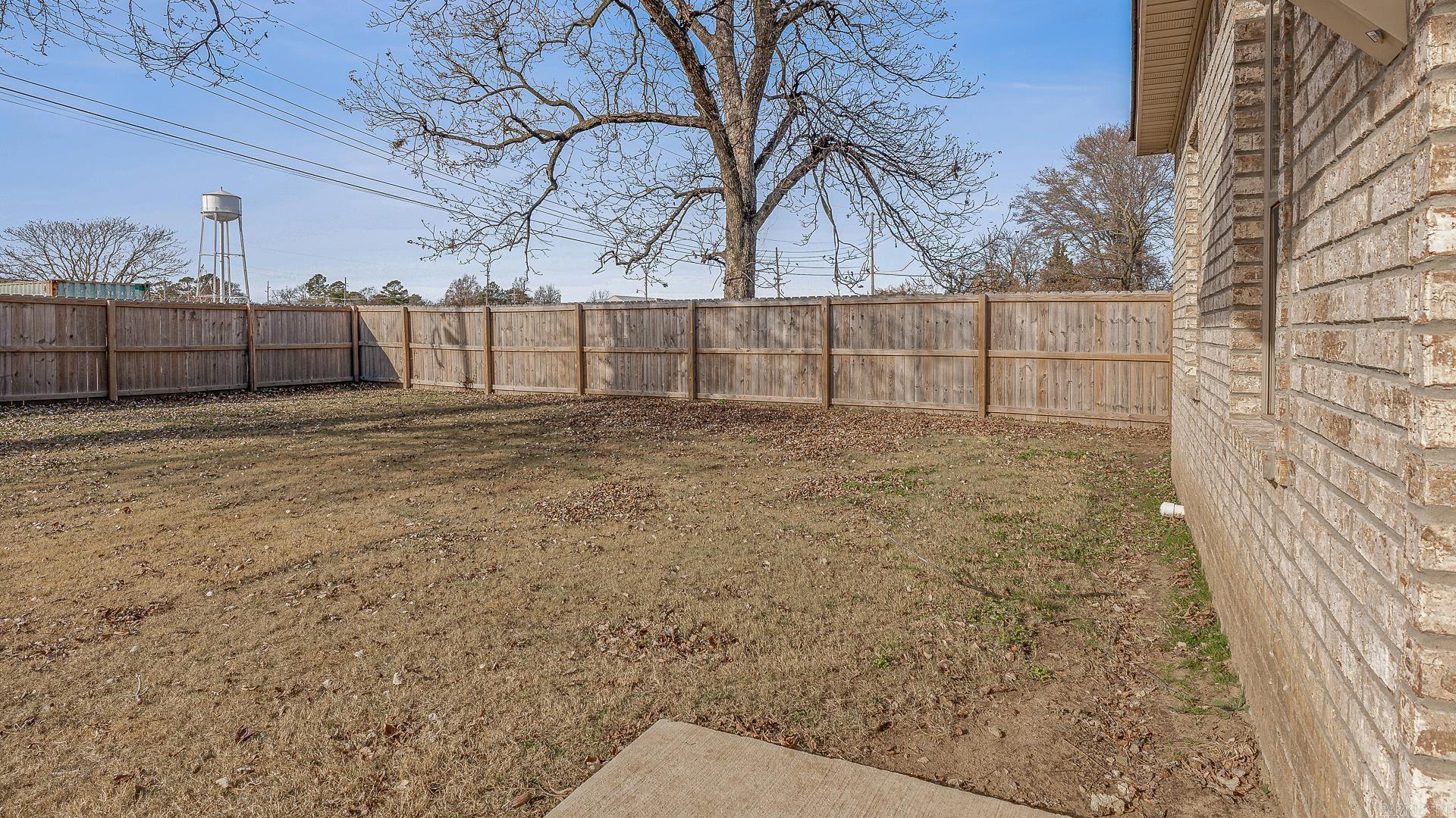 107 Larrison  Monett, AR