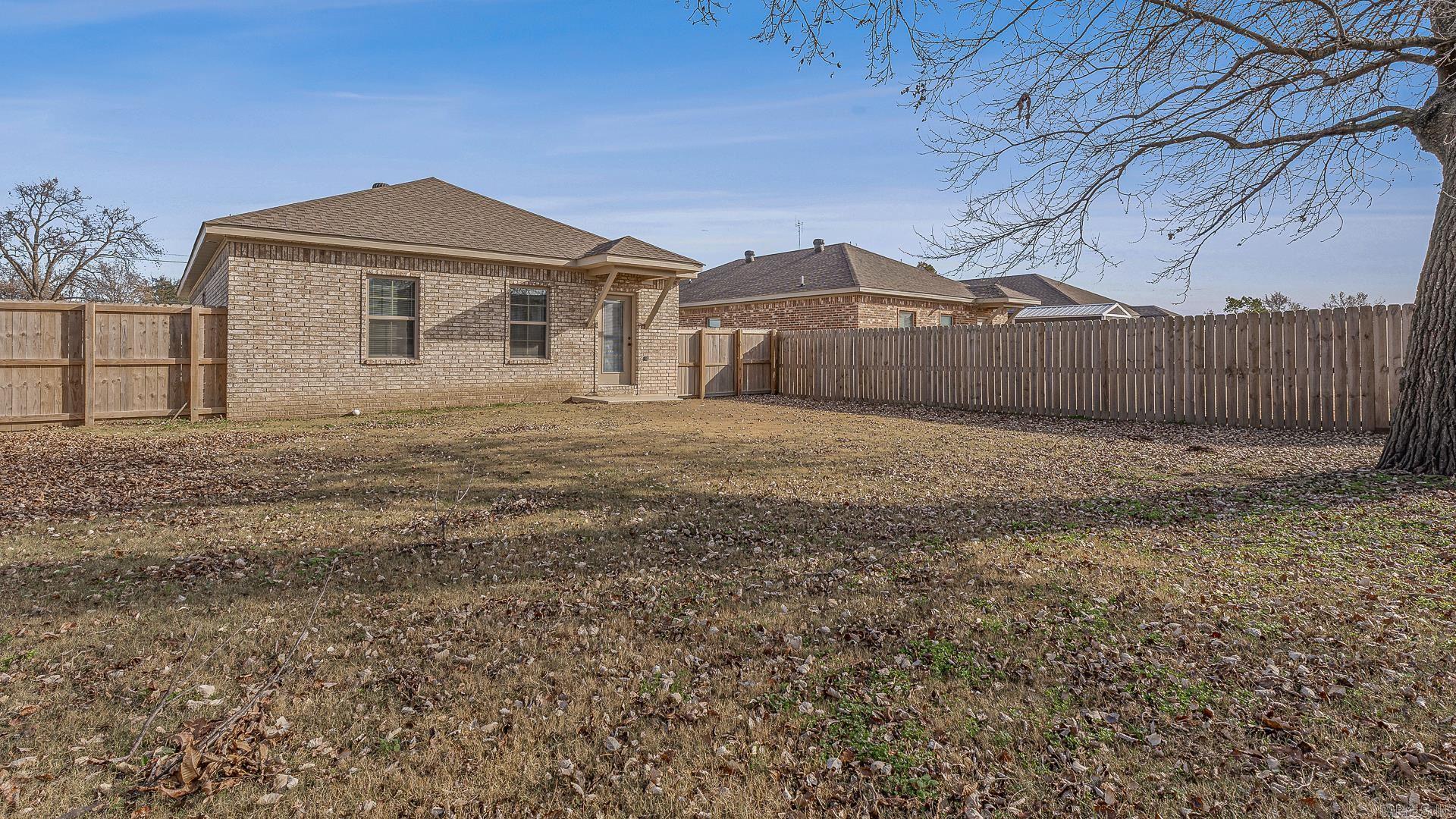 107 Larrison  Monett, AR