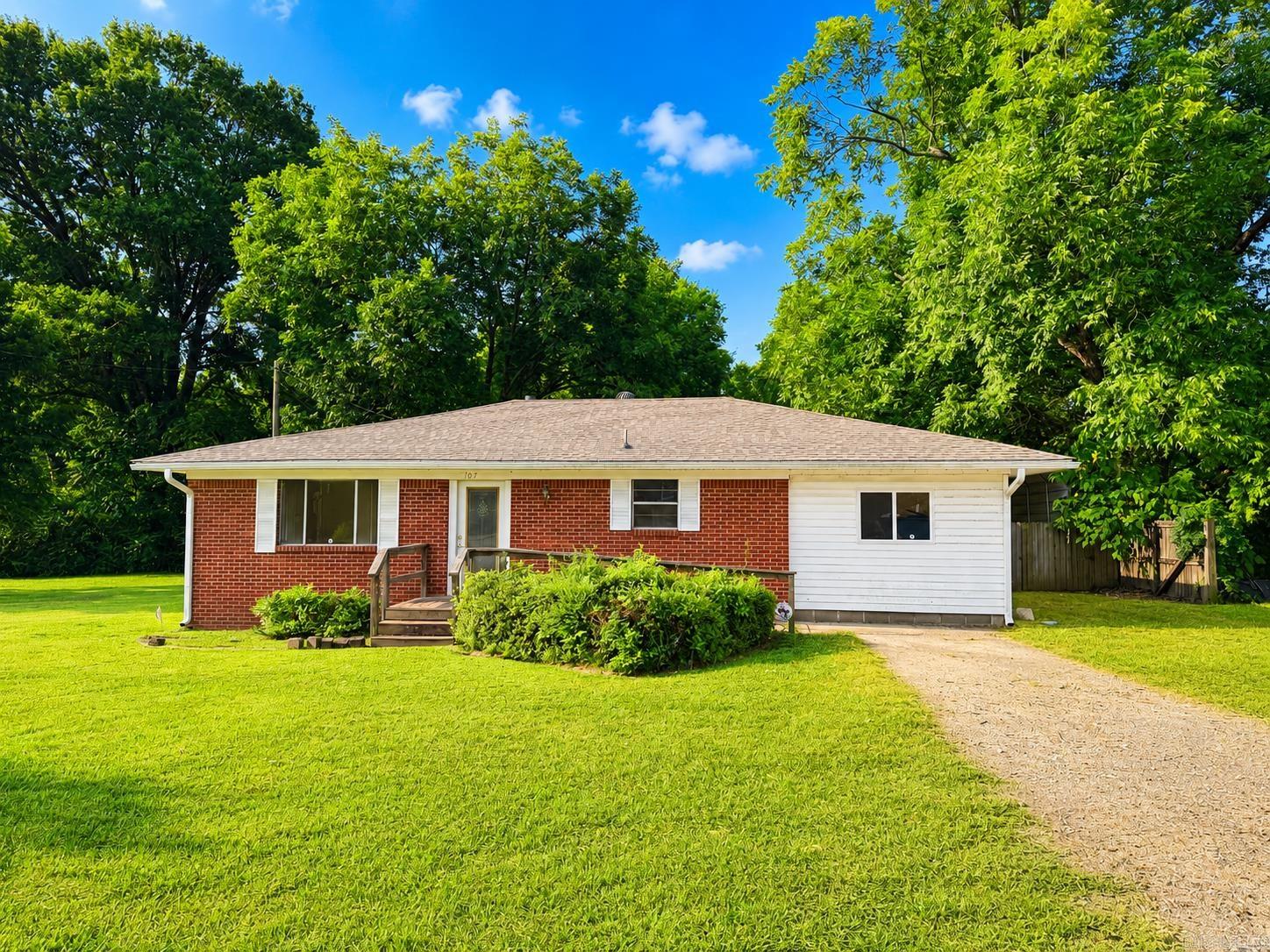 107  B  Perryville, AR