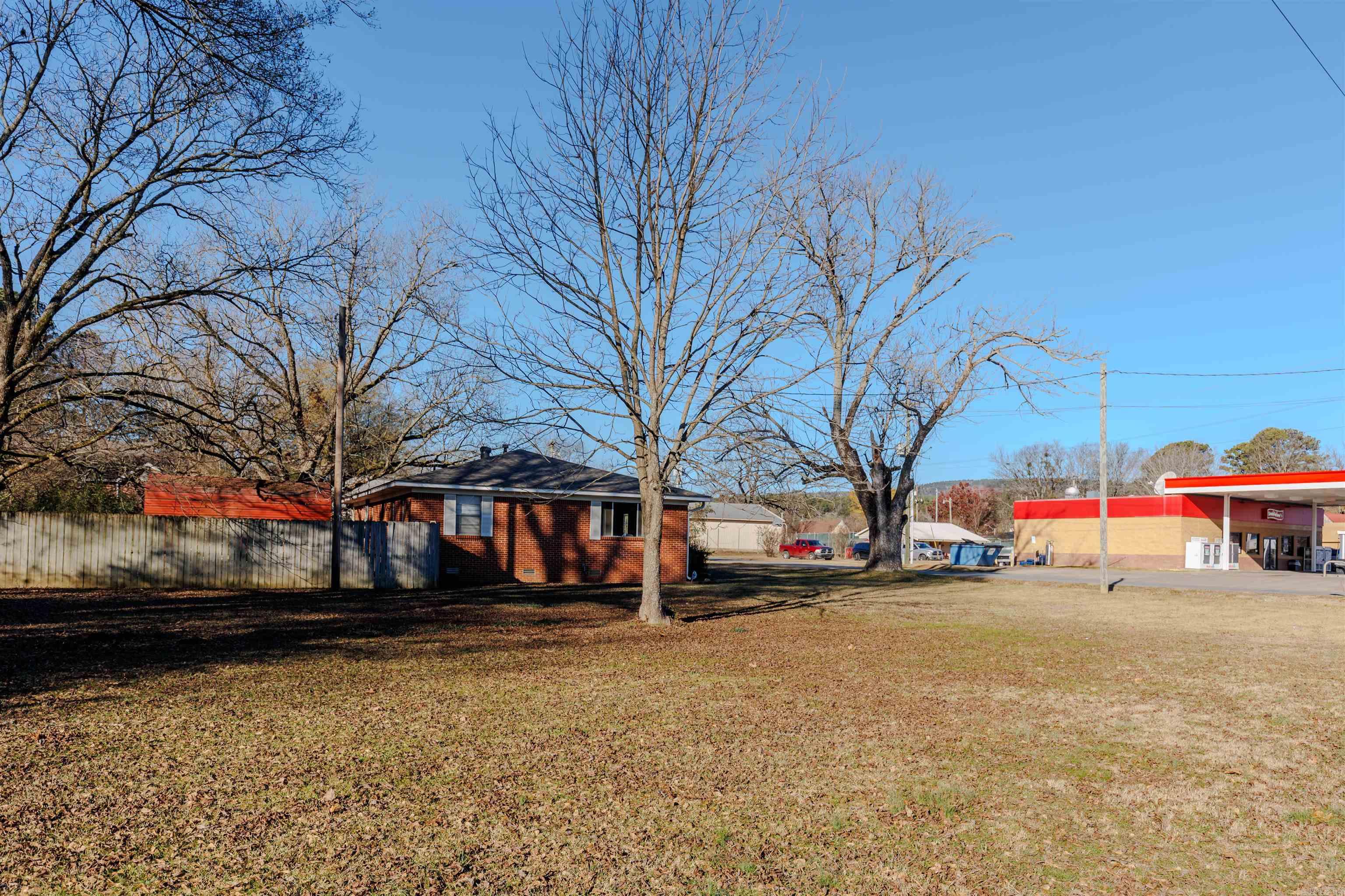 107 B  Perryville, AR