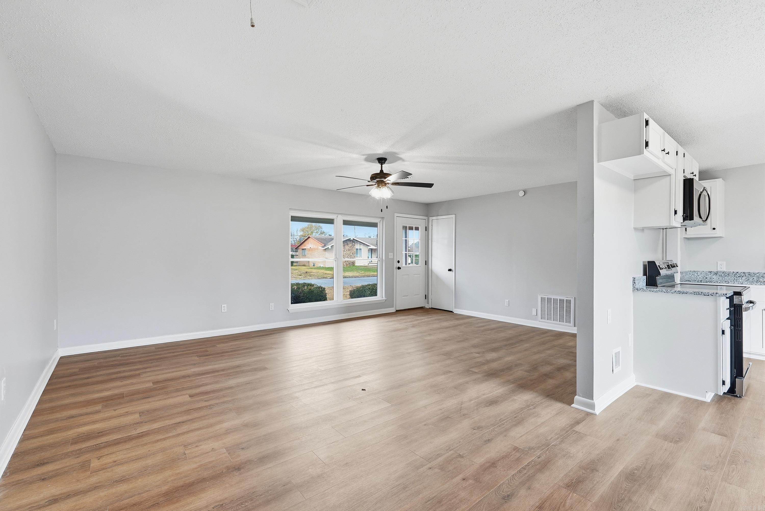 803 S Louisville  Russellville, AR